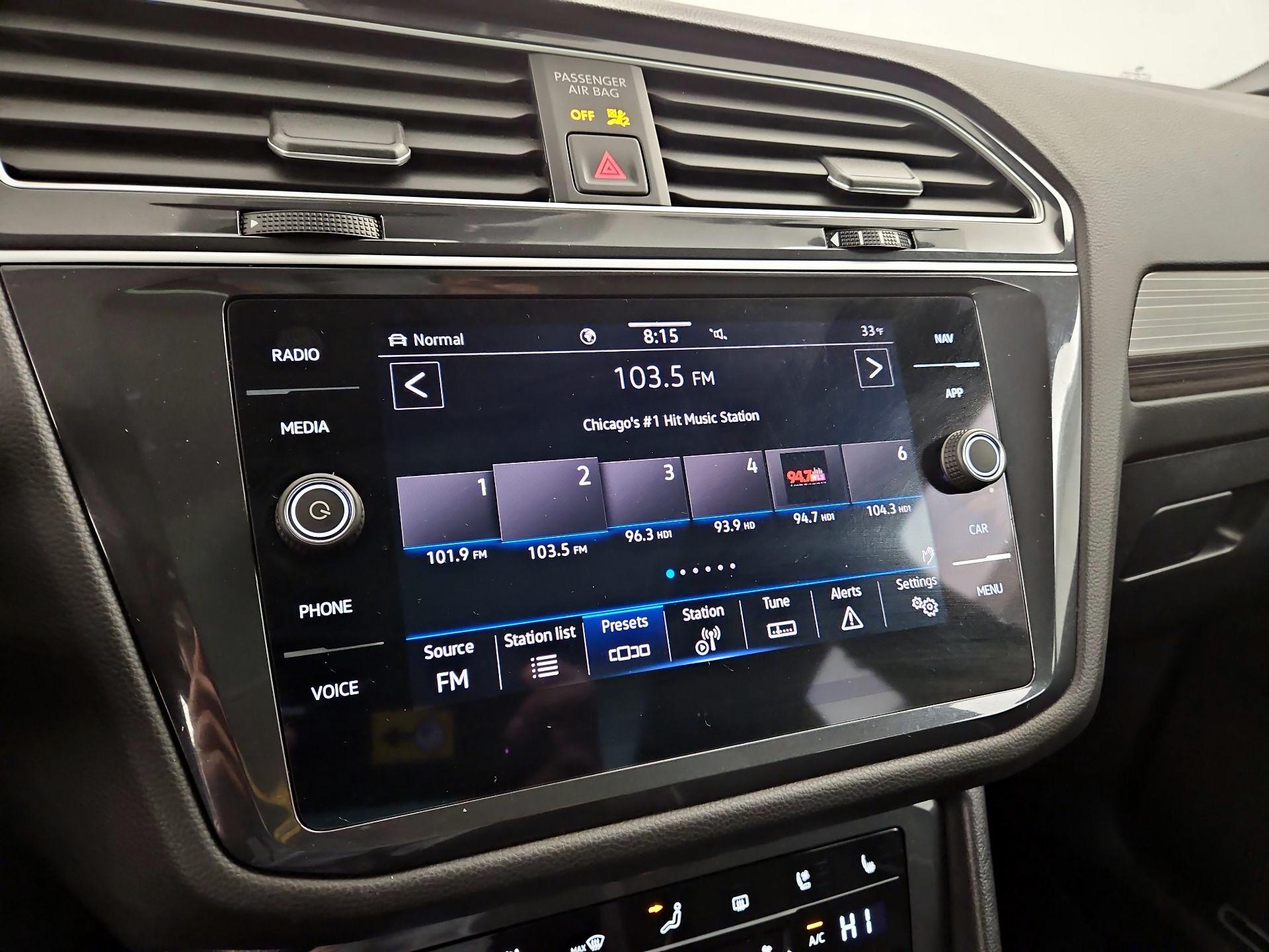 Thumbnail: 2024 Volkswagen Tiguan - 16