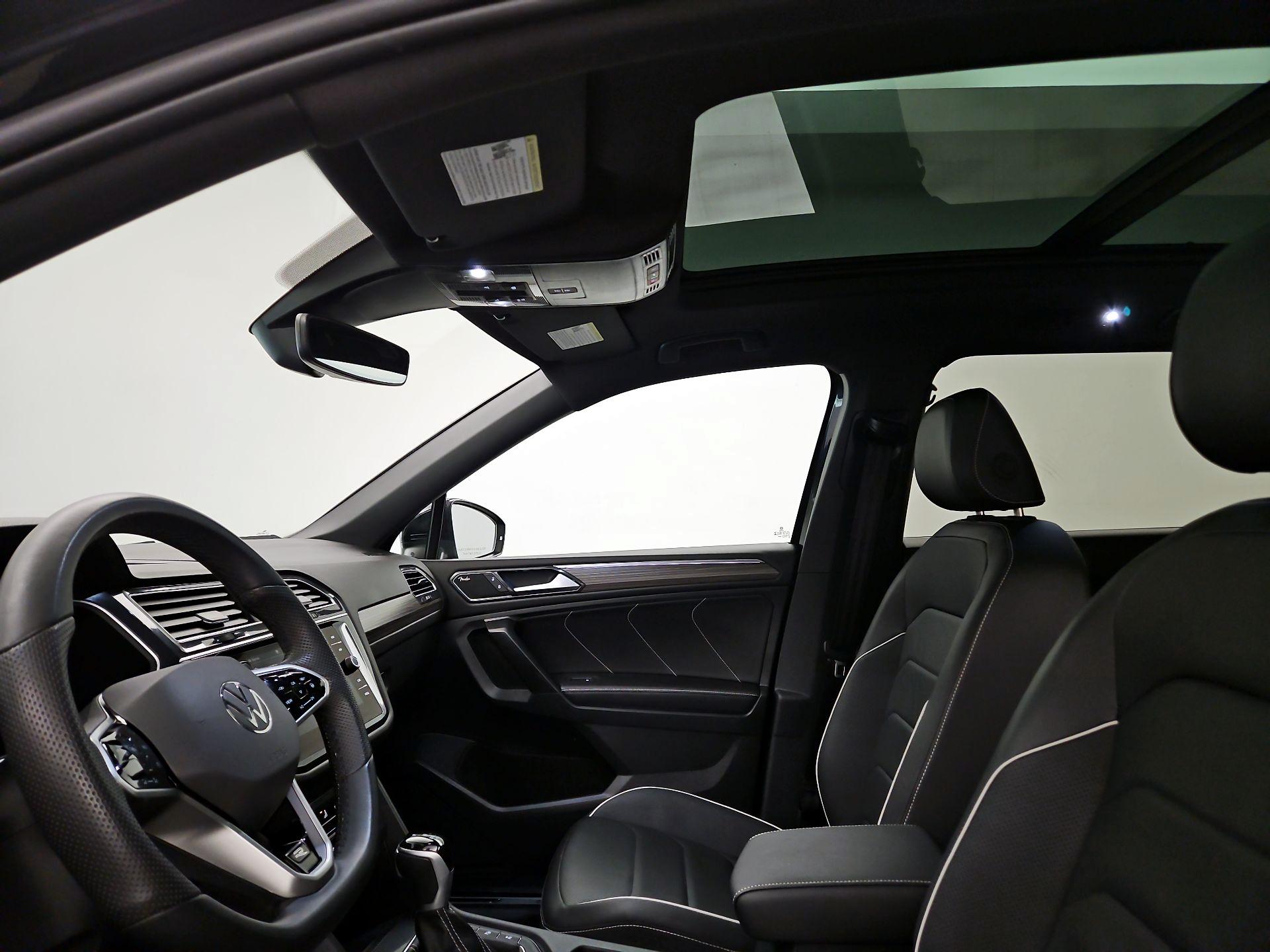 Thumbnail: 2024 Volkswagen Tiguan - 20