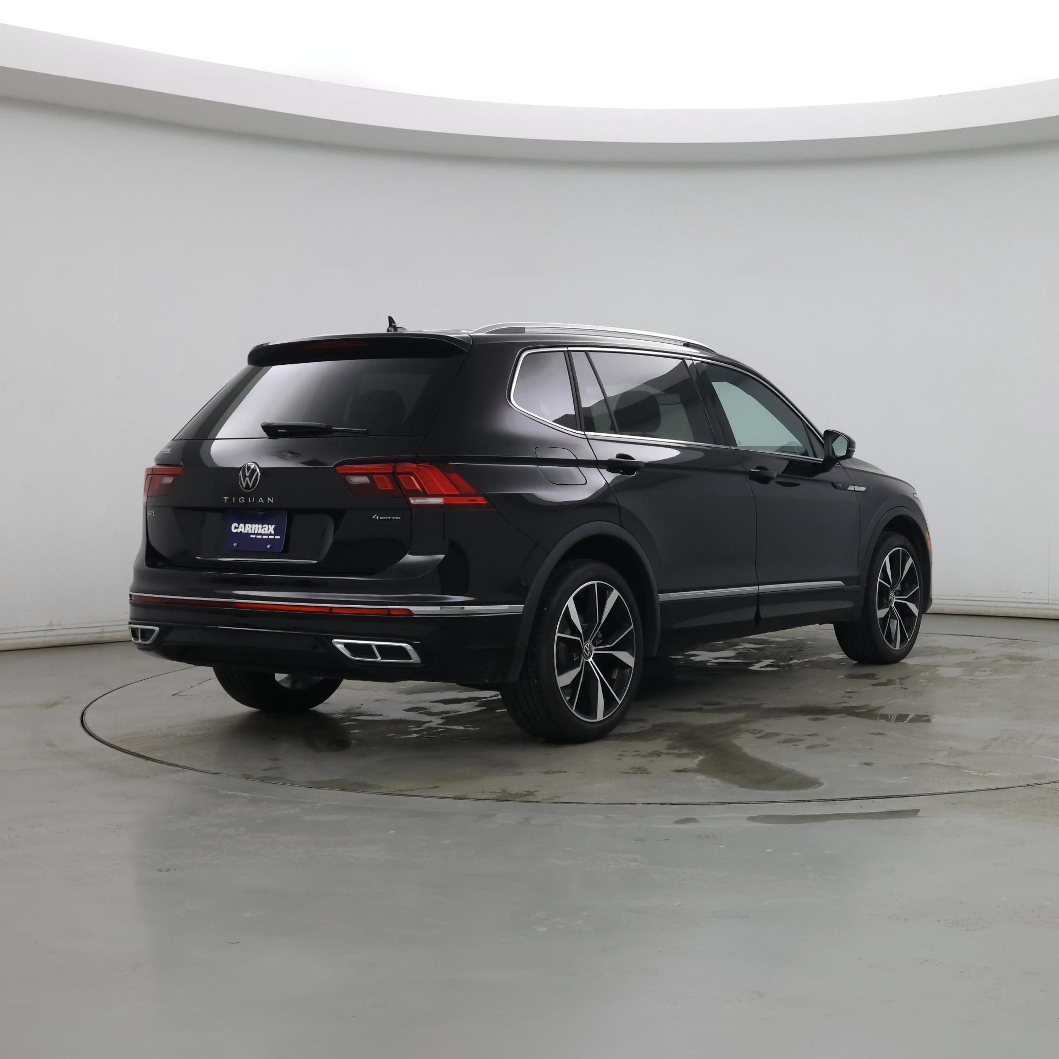 Thumbnail: 2024 Volkswagen Tiguan - 8