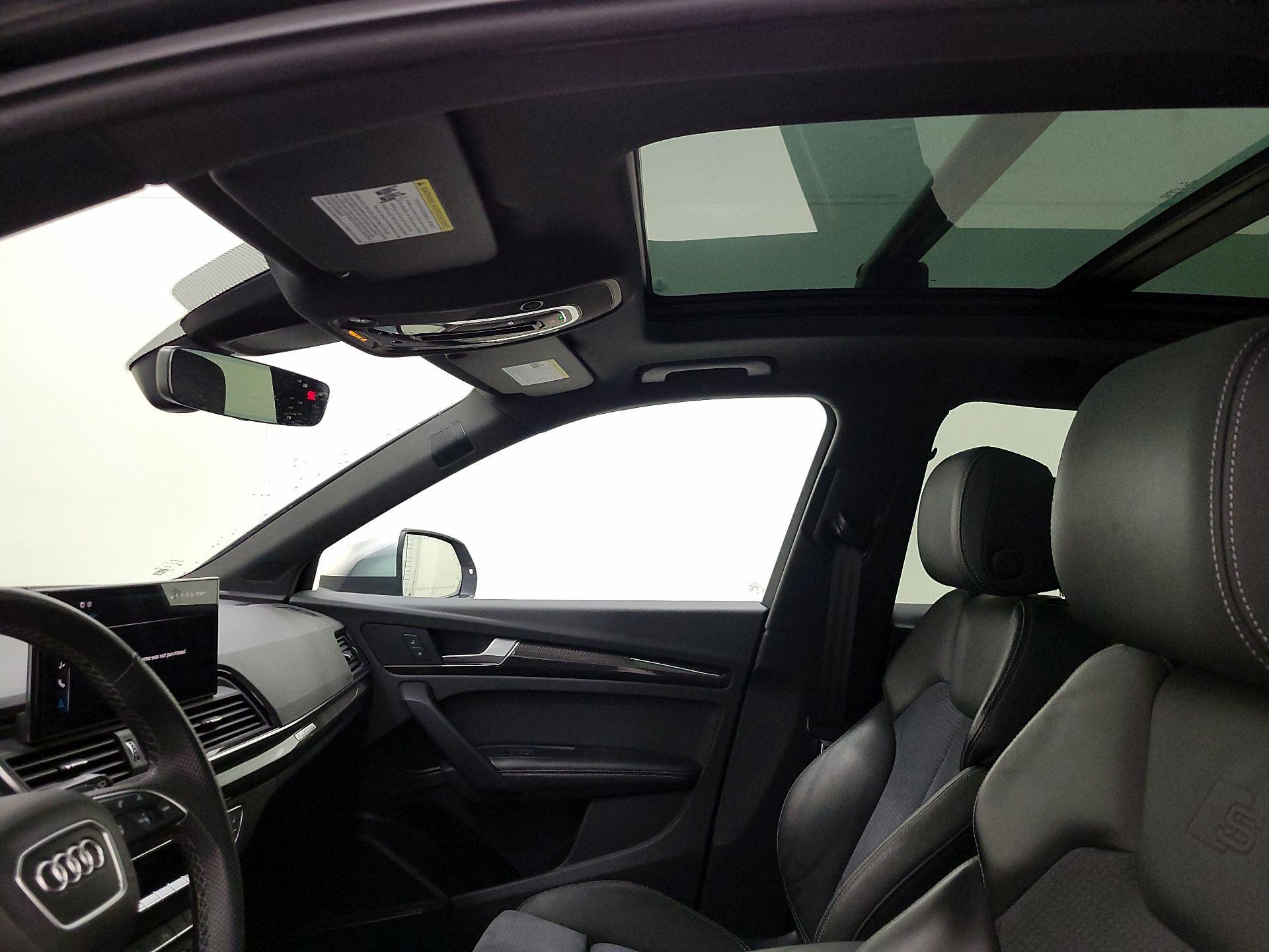 Thumbnail: 2022 Audi SQ5 - 19