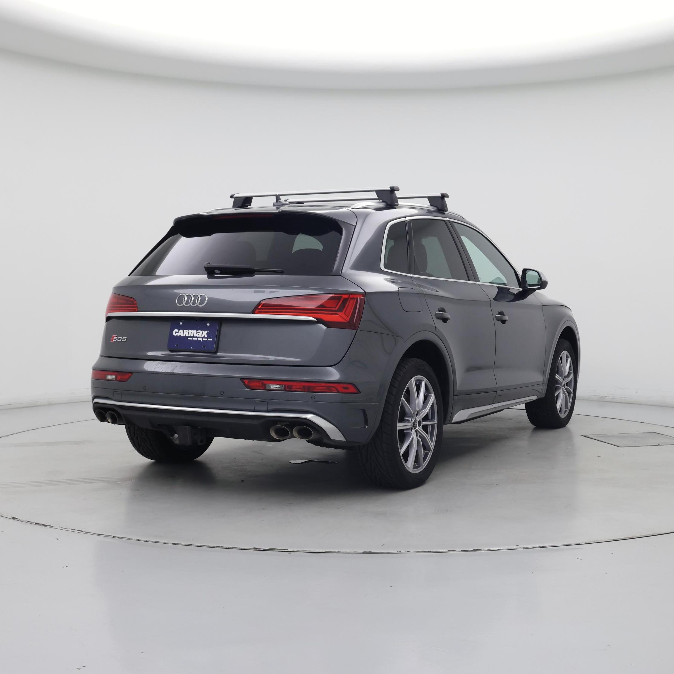 Thumbnail: 2022 Audi SQ5 - 8