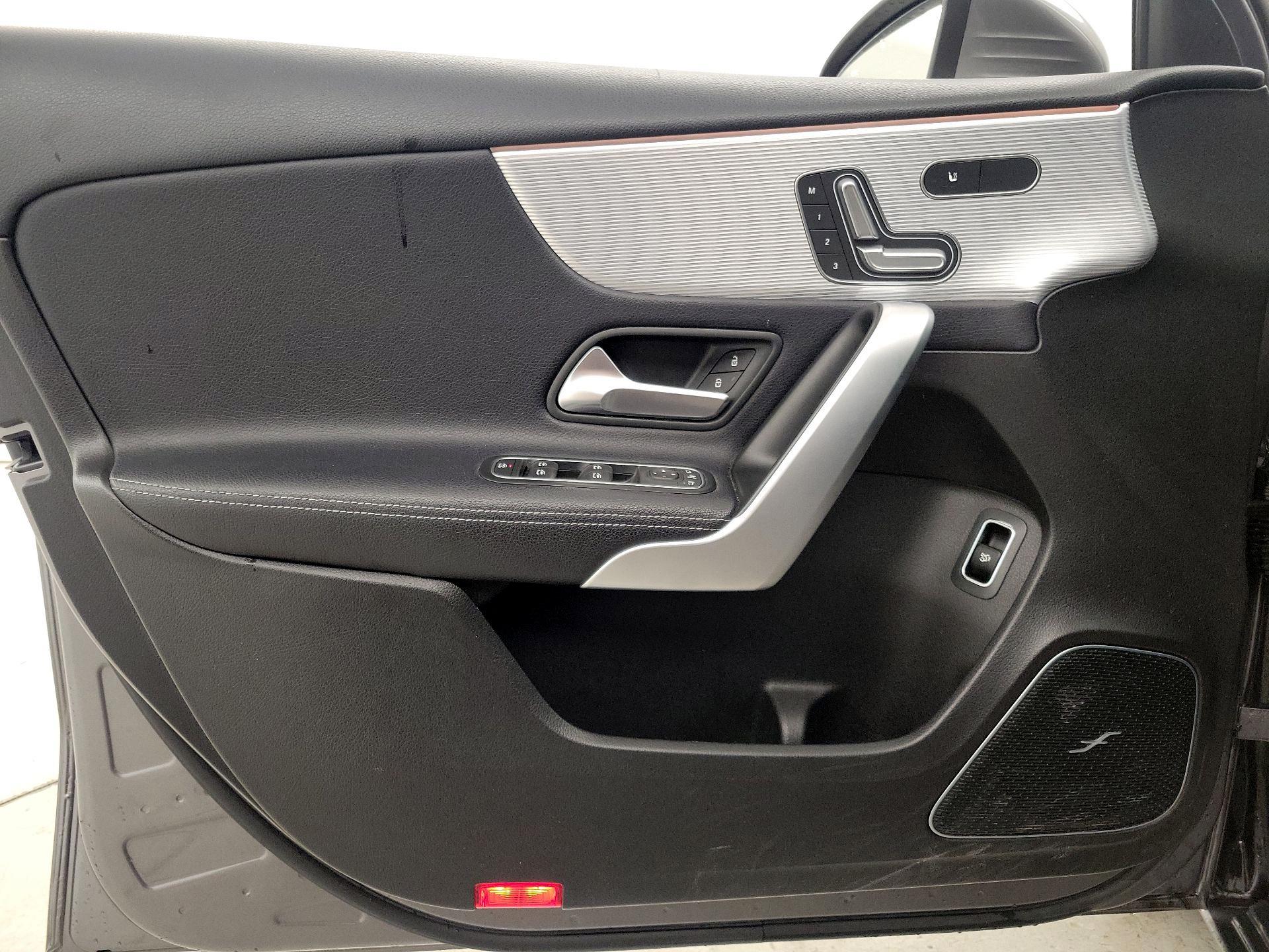 Thumbnail: 2020 Mercedes-Benz A-Class - 12