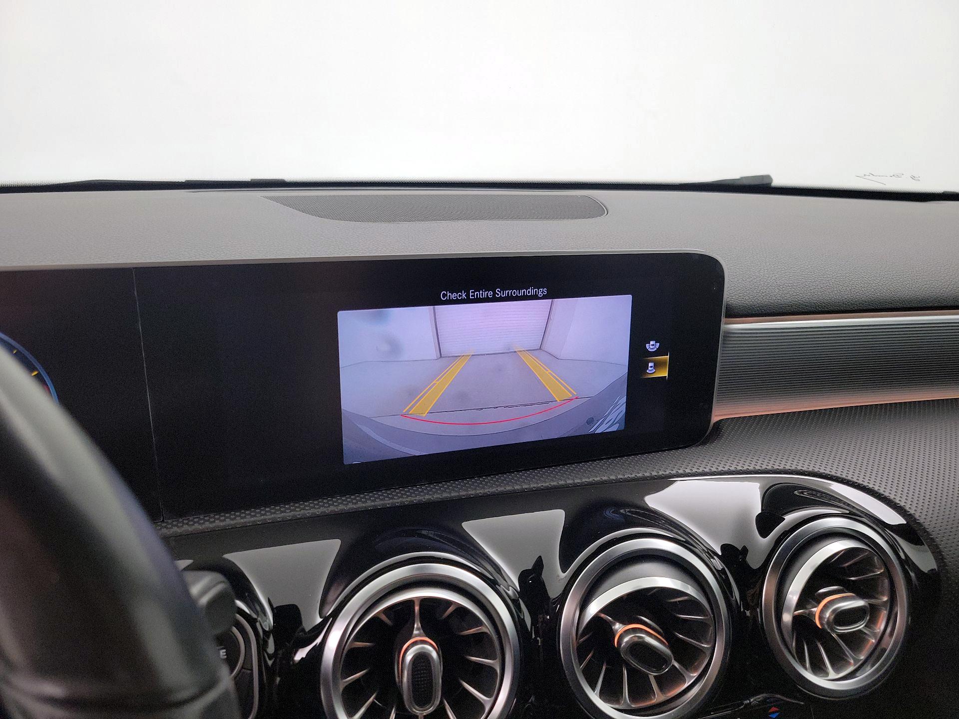 Thumbnail: 2020 Mercedes-Benz A-Class - 14