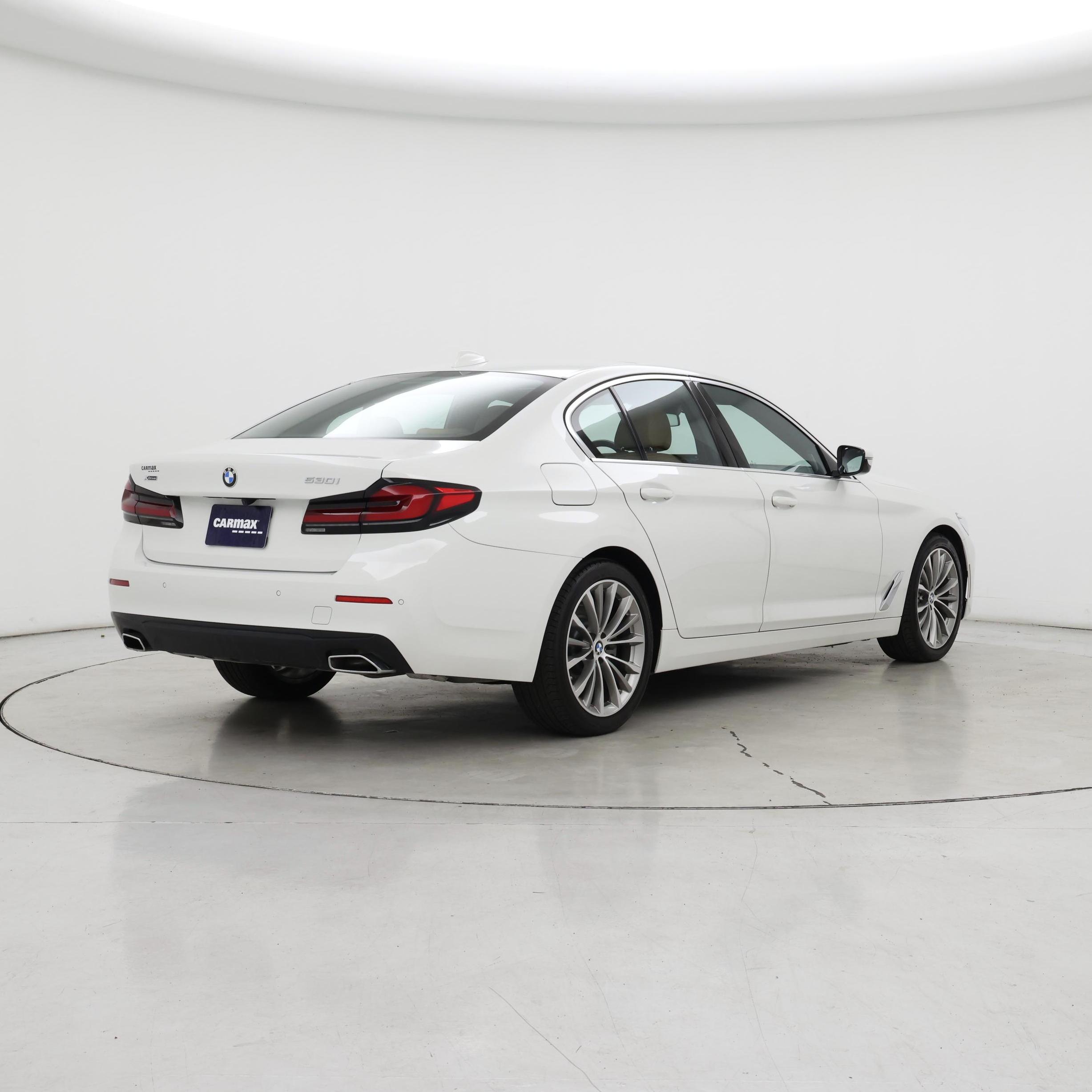 Thumbnail: 2022 BMW 5 Series - 8