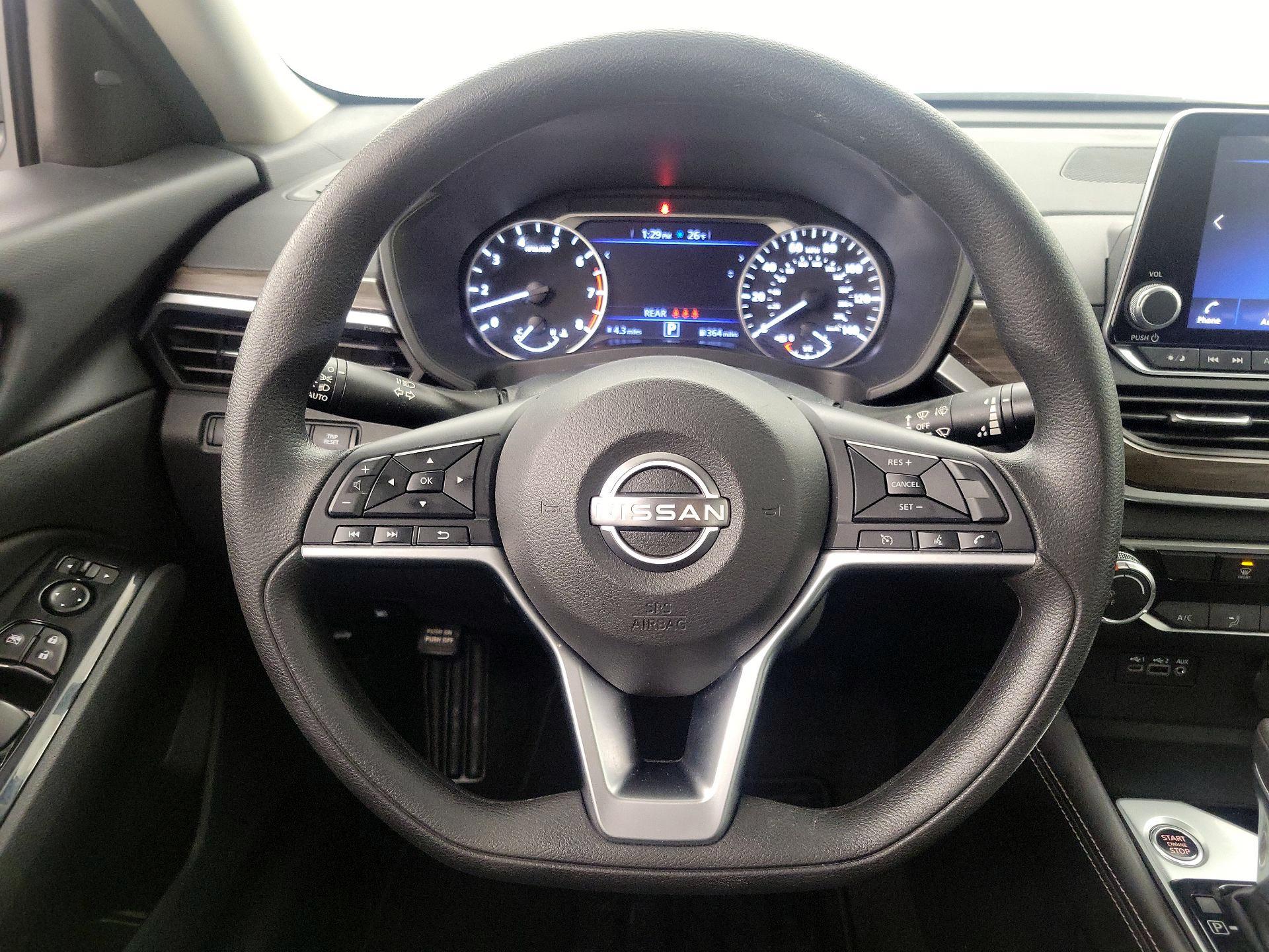 Thumbnail: 2023 Nissan Altima - 10