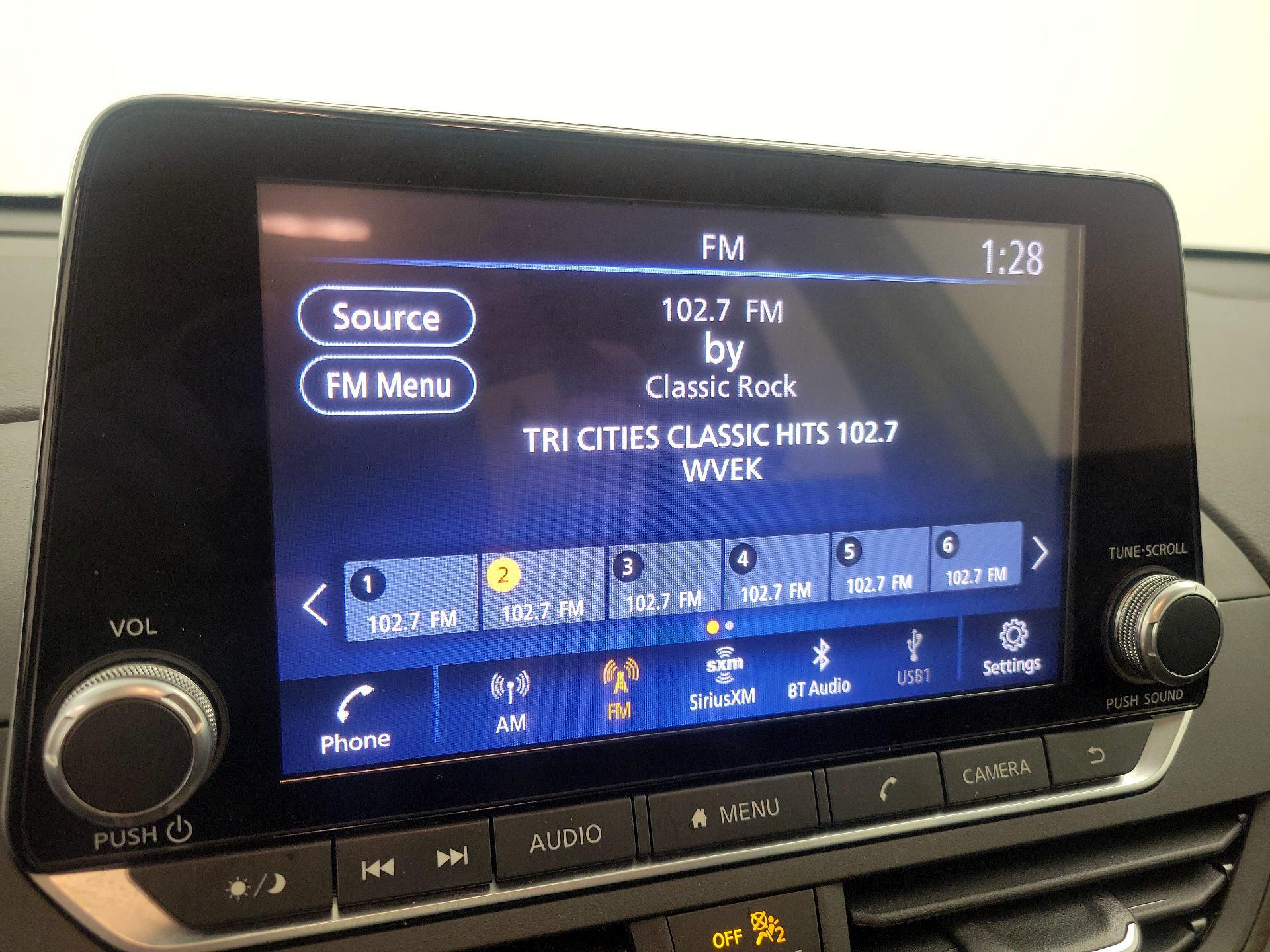 Thumbnail: 2023 Nissan Altima - 15