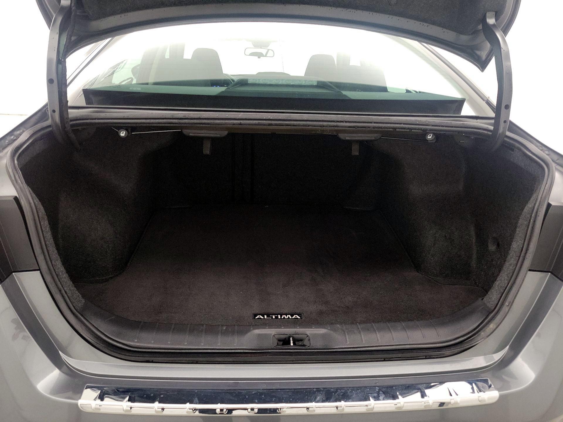 Thumbnail: 2023 Nissan Altima - 20