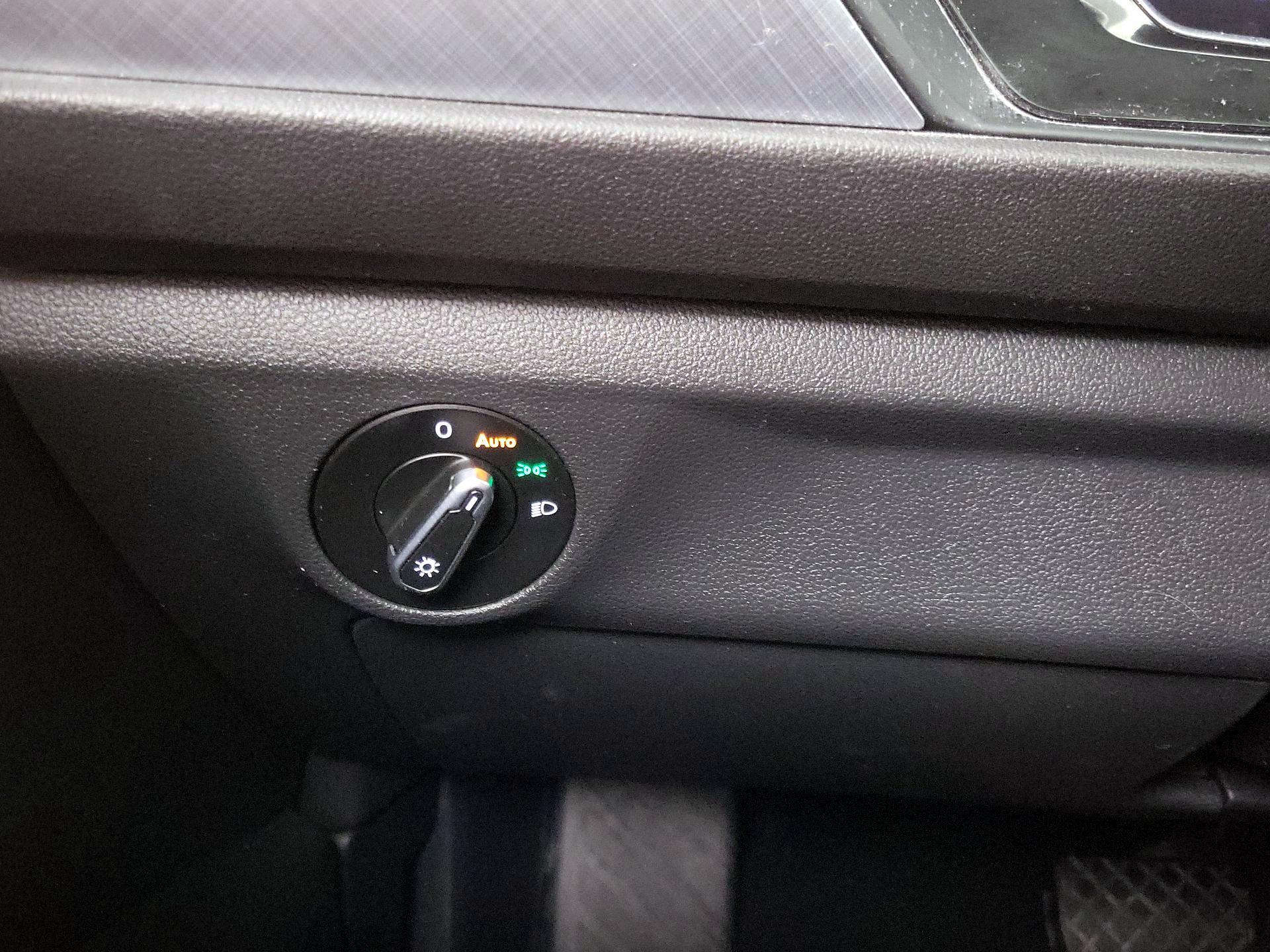 Thumbnail: 2022 Volkswagen Jetta - 13