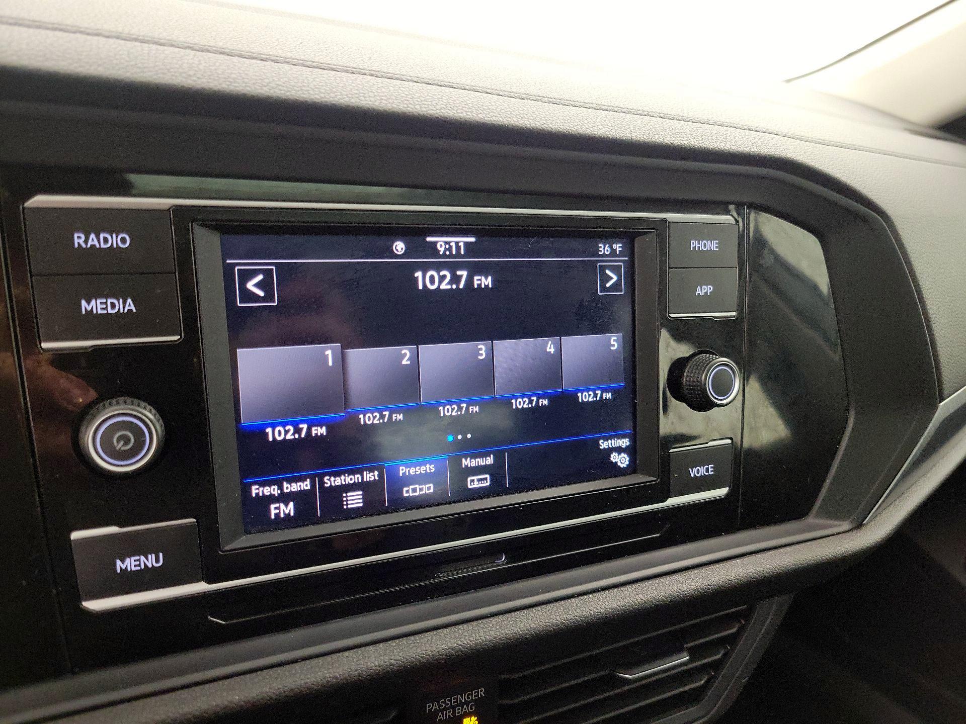 Thumbnail: 2022 Volkswagen Jetta - 15