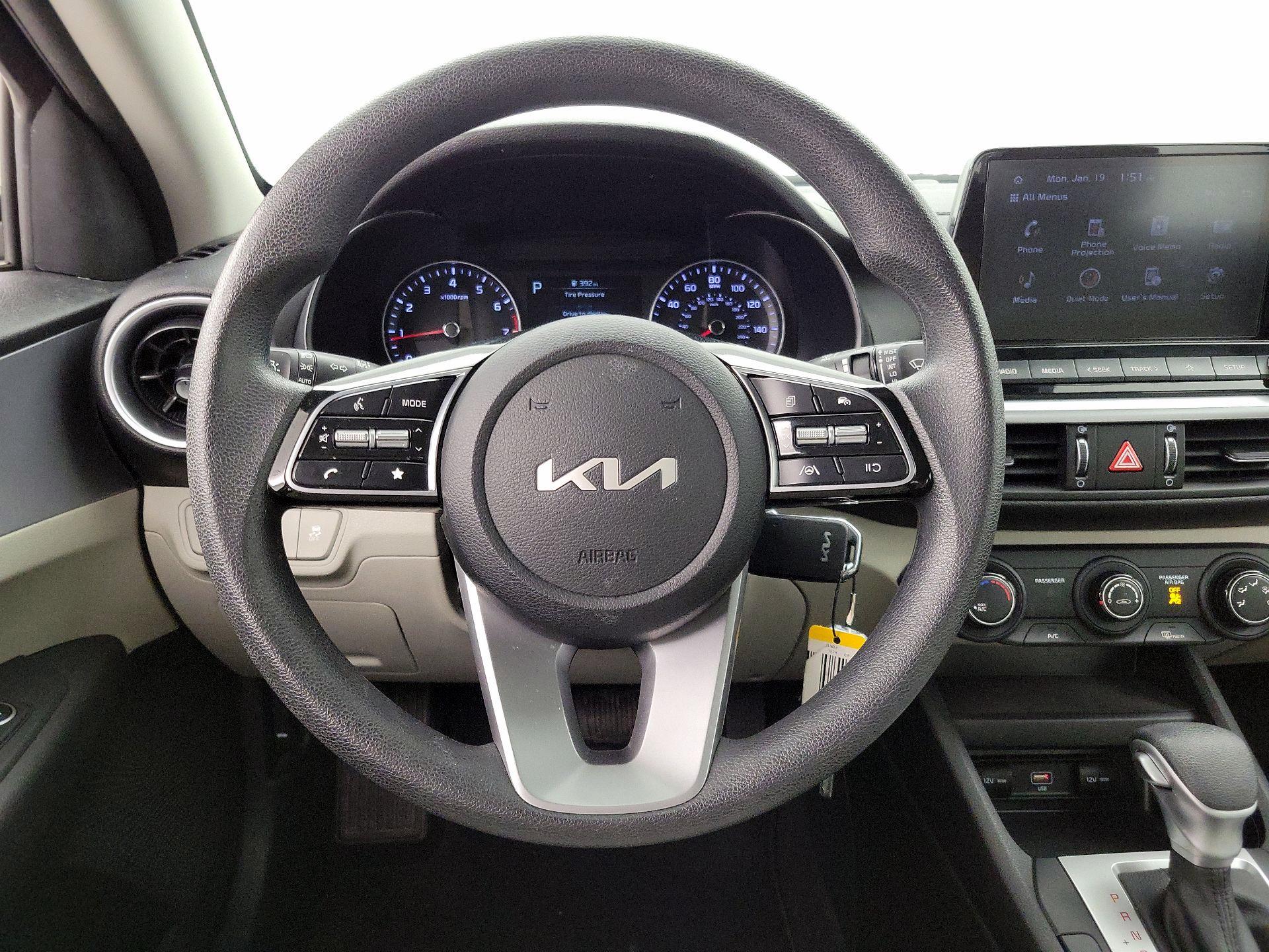 Thumbnail: 2023 Kia Forte - 10