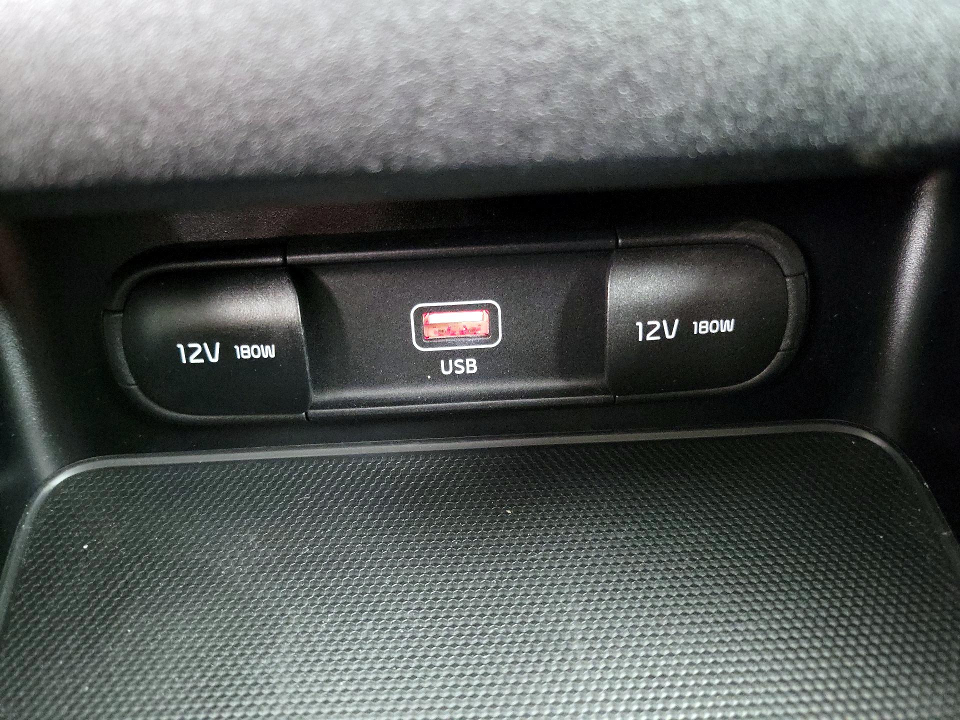 Thumbnail: 2023 Kia Forte - 18