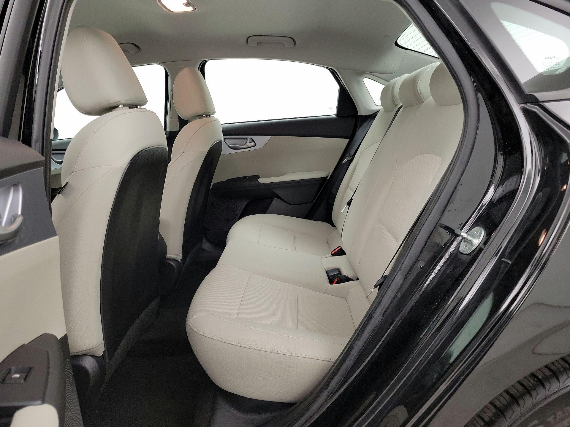 Thumbnail: 2023 Kia Forte - 19