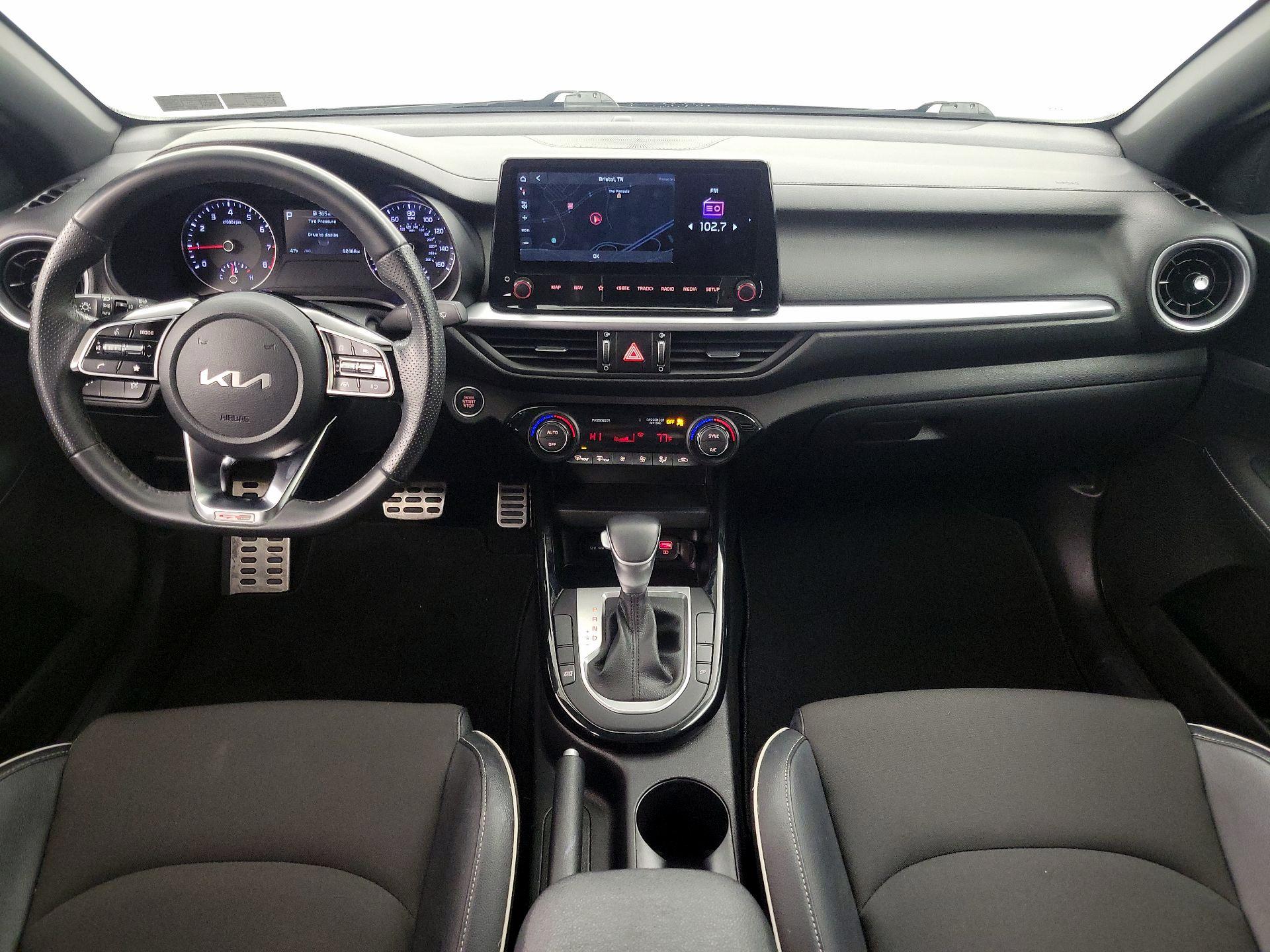 Thumbnail: 2023 Kia Forte - 9