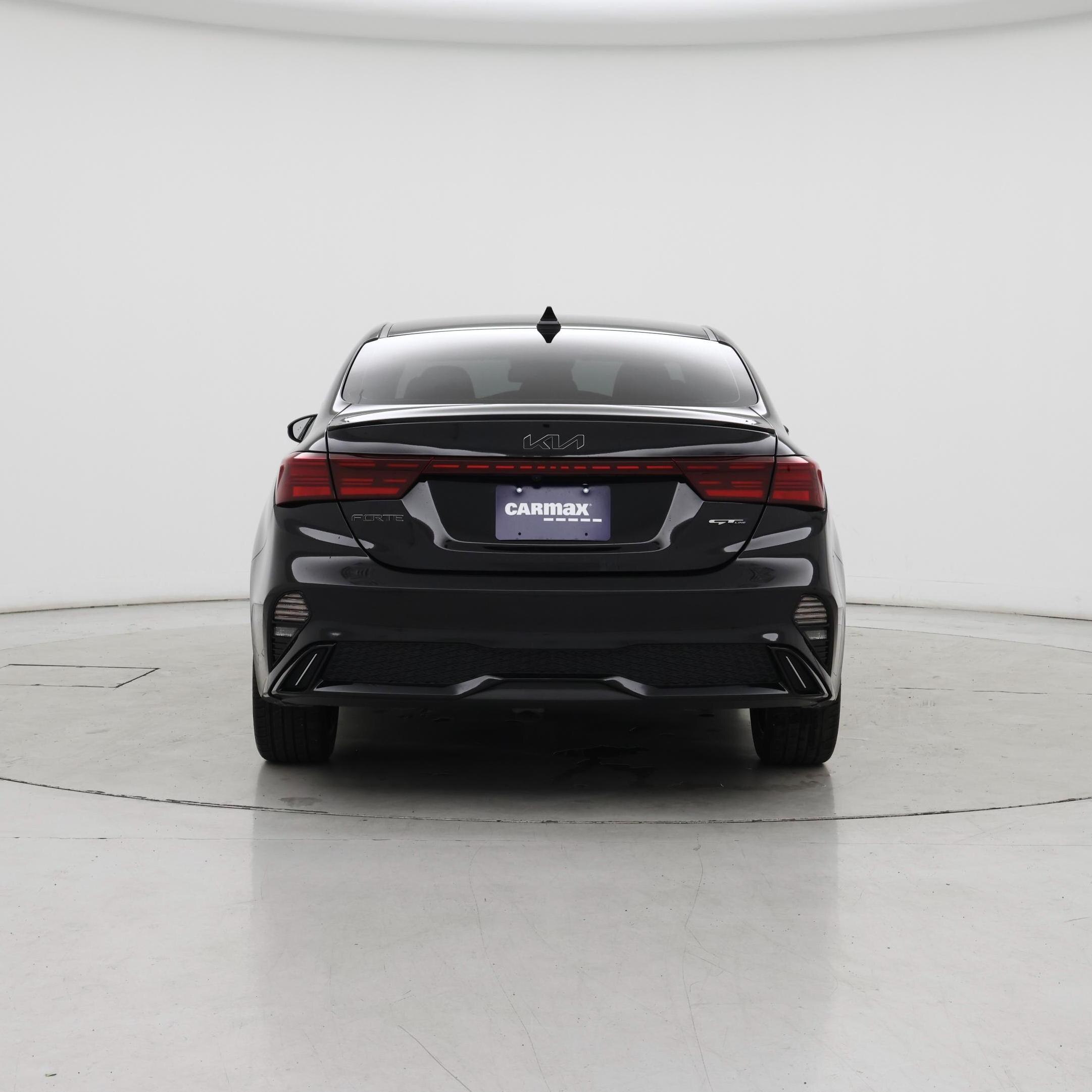 Thumbnail: 2023 Kia Forte - 6