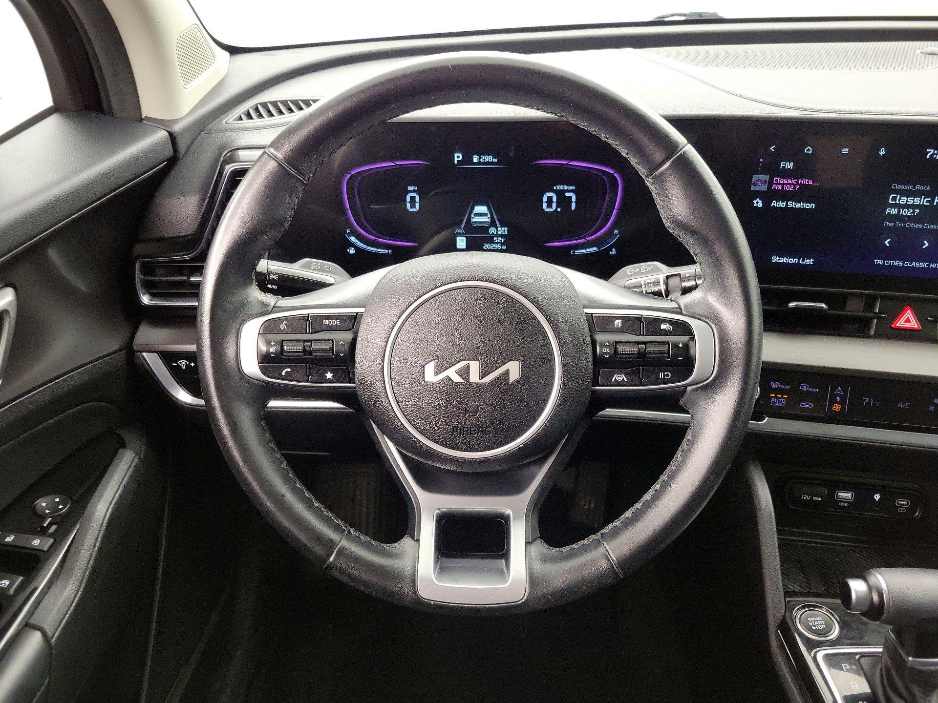 Thumbnail: 2023 Kia Sportage - 10