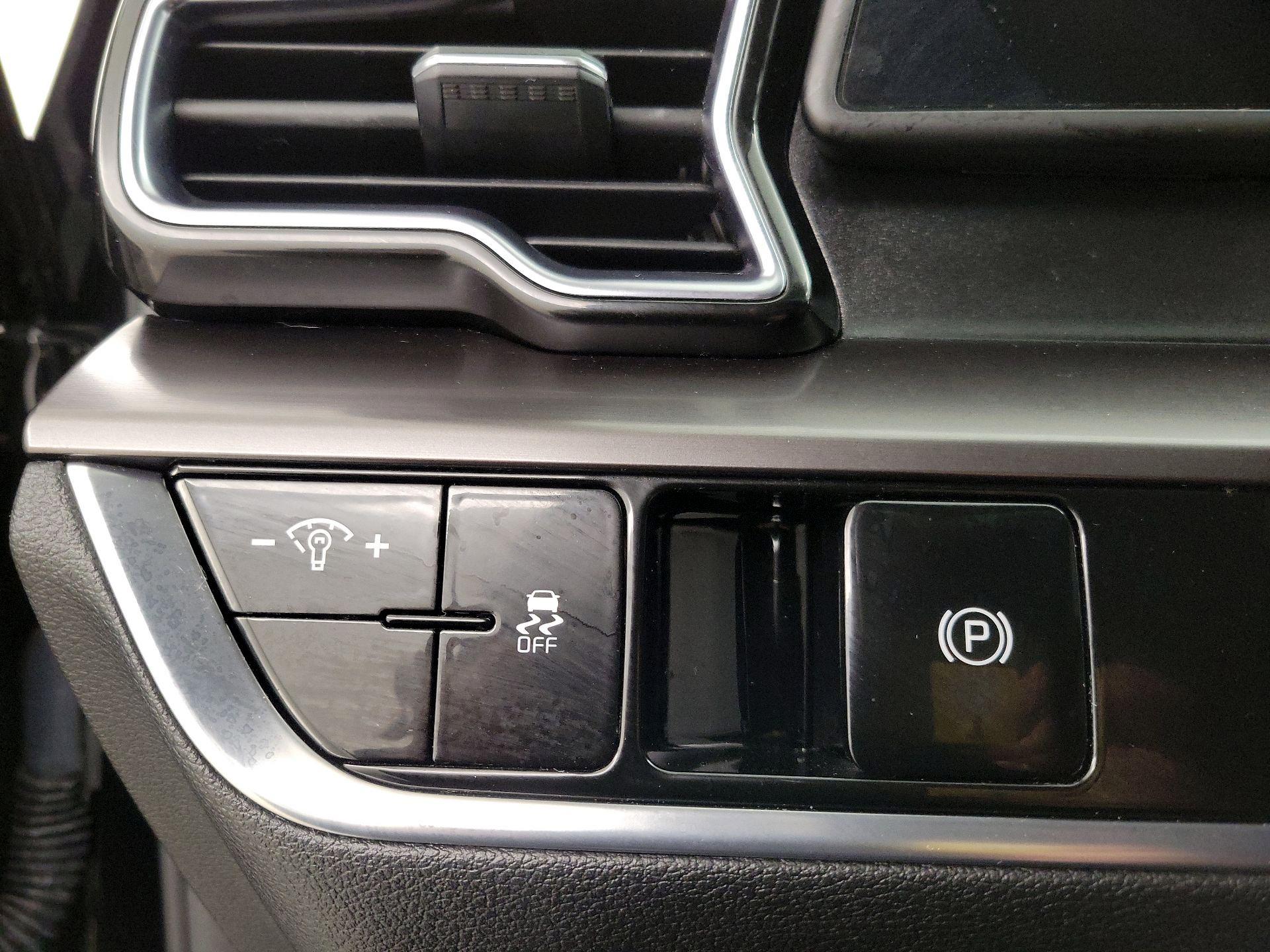 Thumbnail: 2023 Kia Sportage - 13