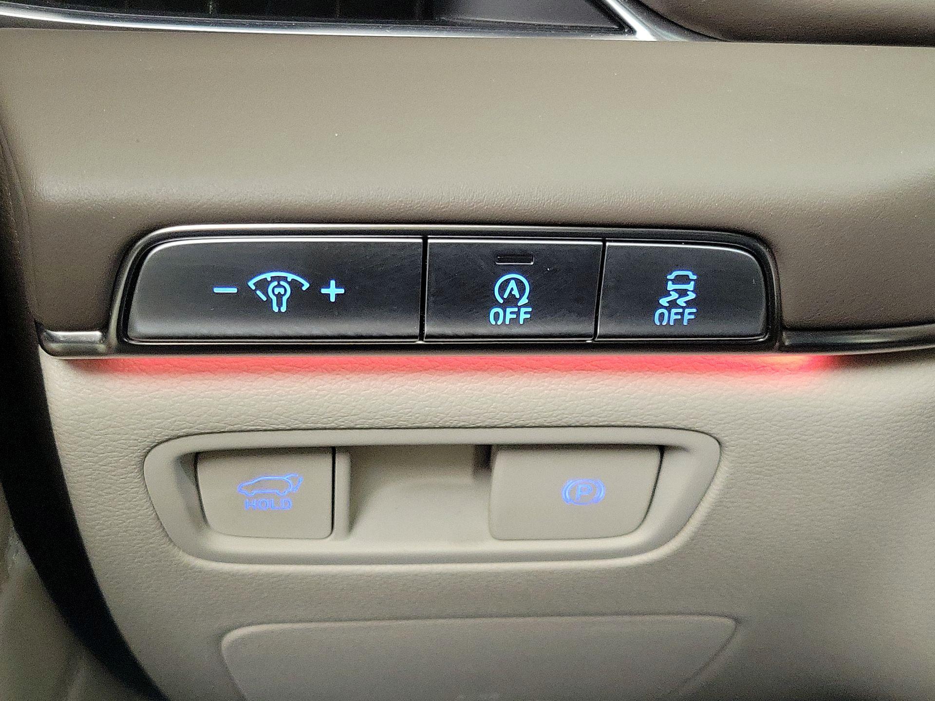 Thumbnail: 2022 Genesis GV80 - 13