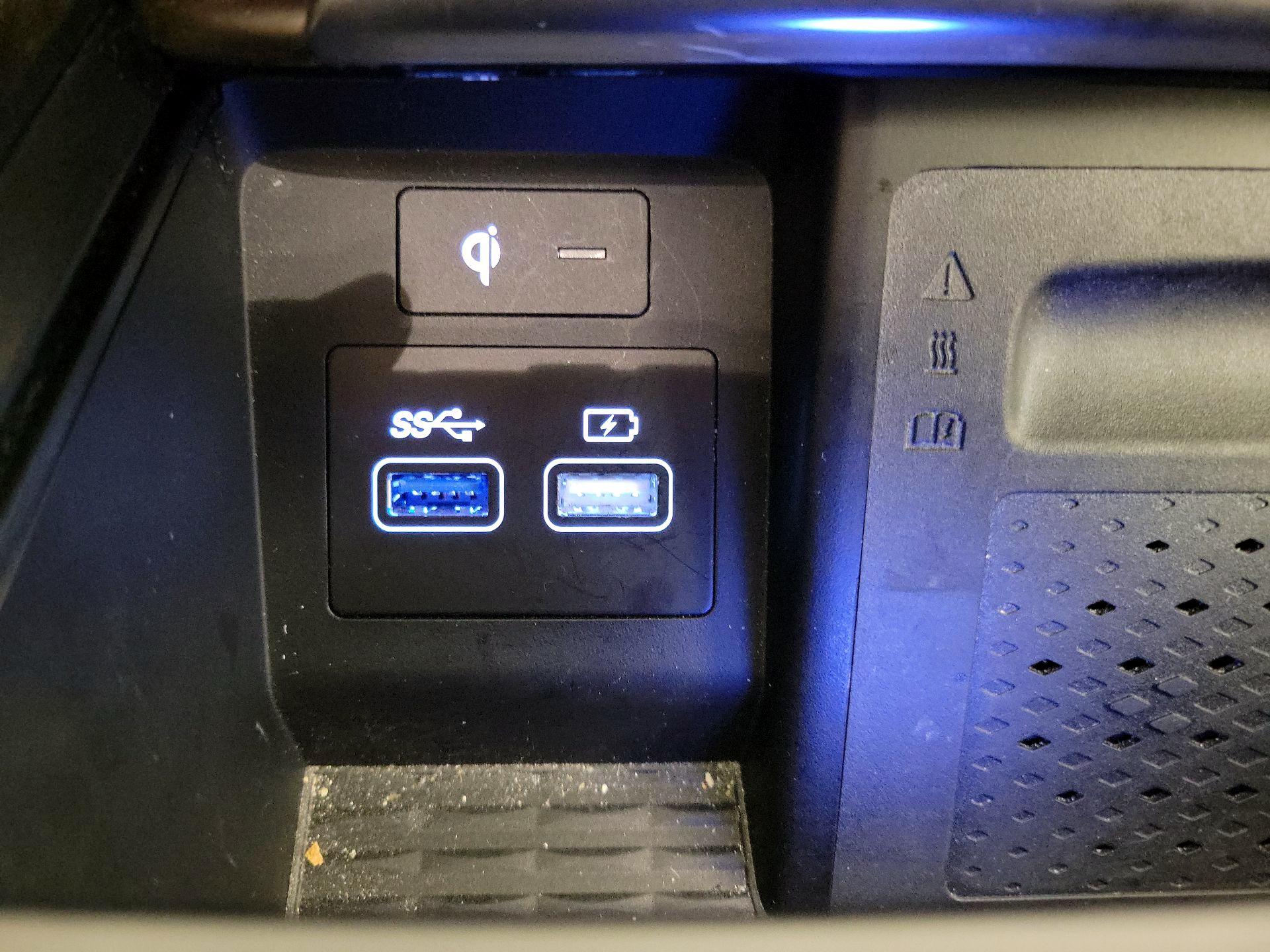 Thumbnail: 2022 Genesis GV80 - 19