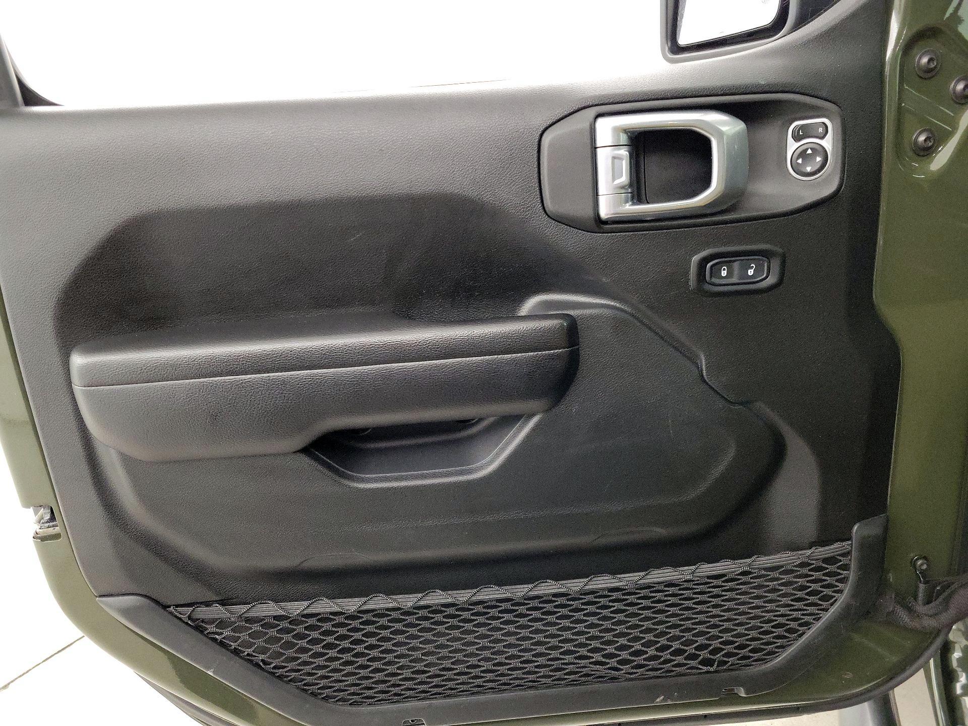 Thumbnail: 2021 Jeep Wrangler - 12