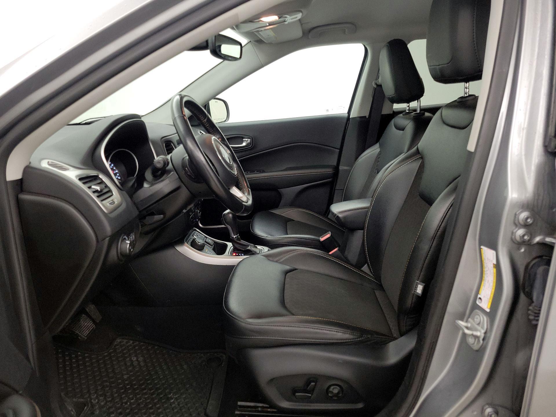 Thumbnail: 2021 Jeep Compass - 11