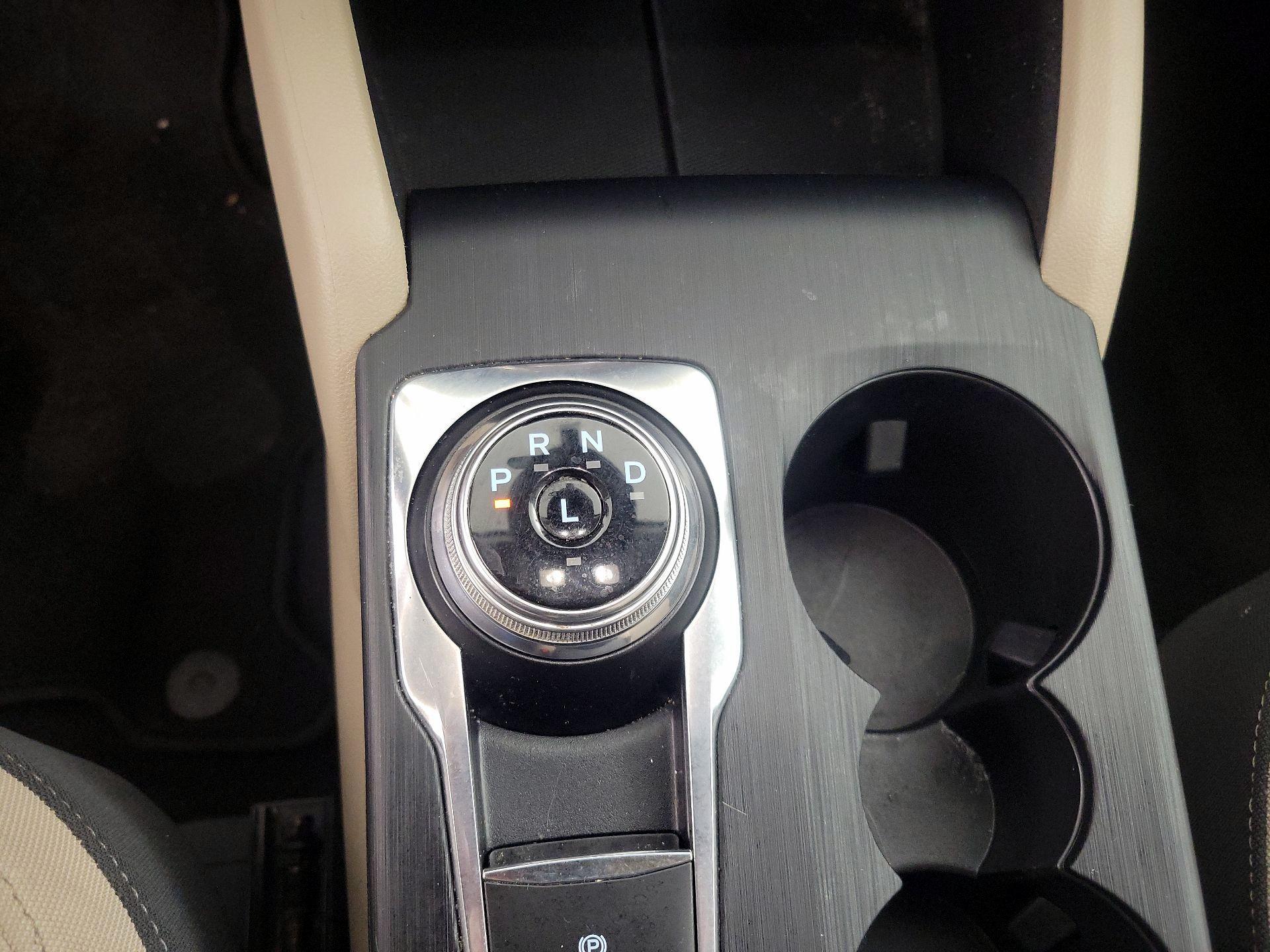 Thumbnail: 2021 Ford Escape - 17