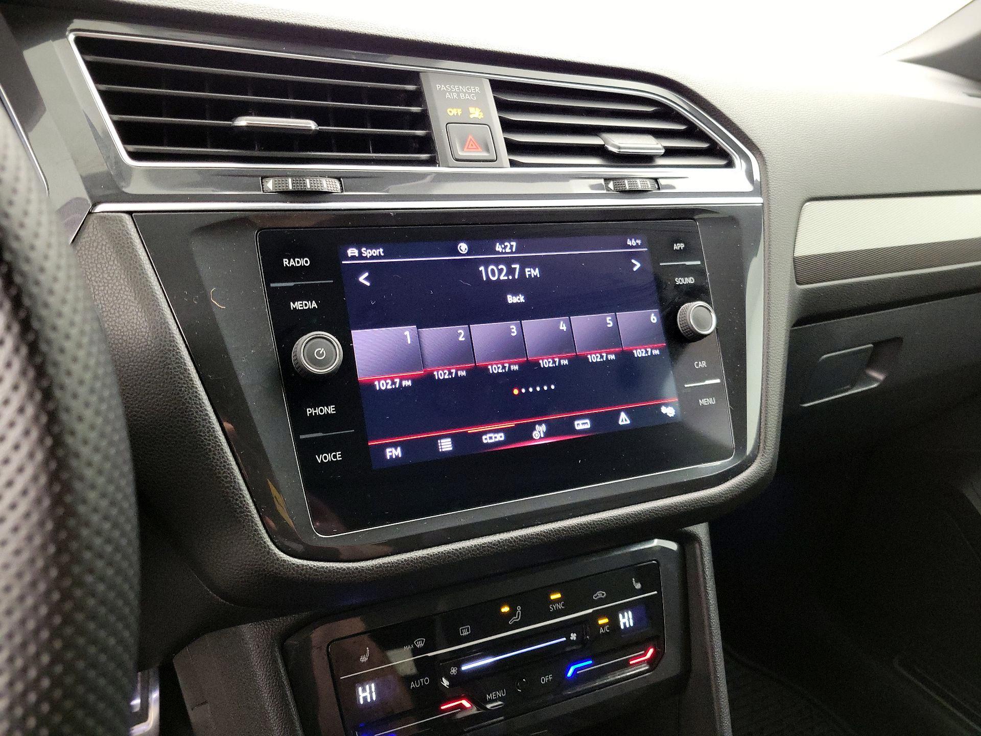 Thumbnail: 2023 Volkswagen Tiguan - 15