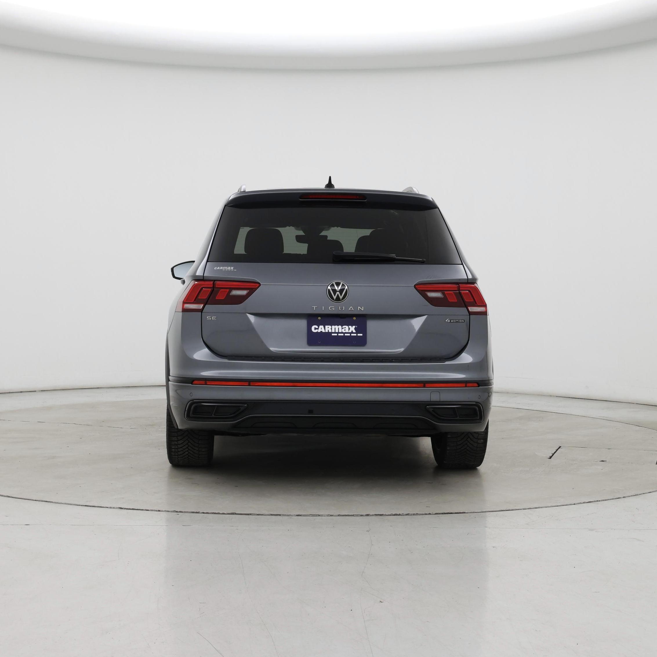 Thumbnail: 2023 Volkswagen Tiguan - 3