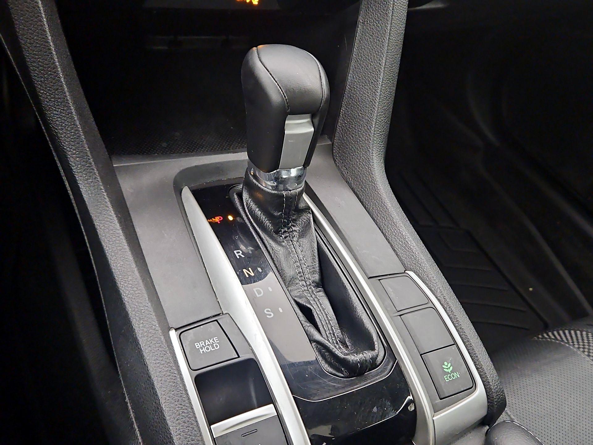 Thumbnail: 2019 Honda Civic - 18