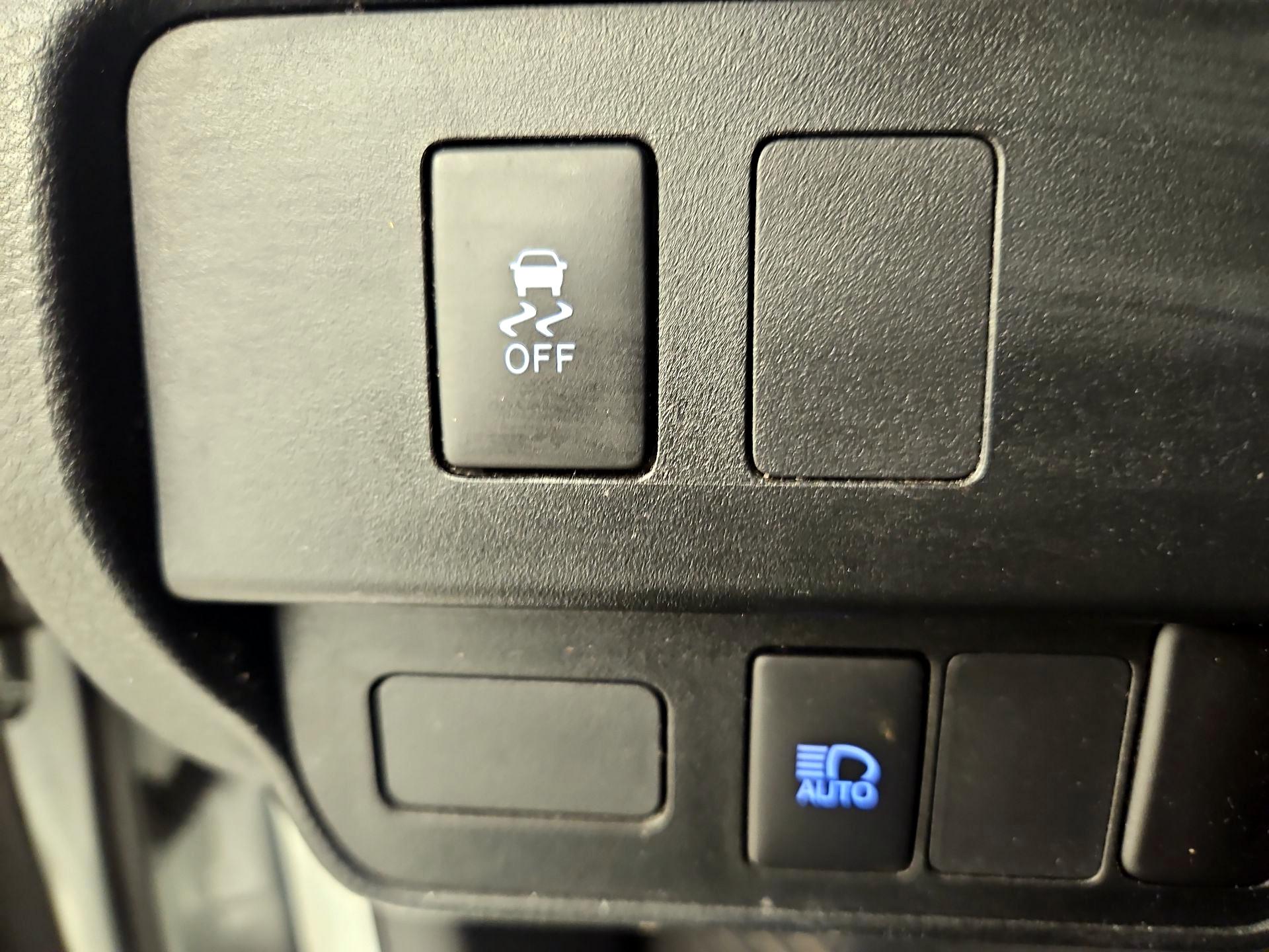 Thumbnail: 2023 Toyota Tacoma - 13