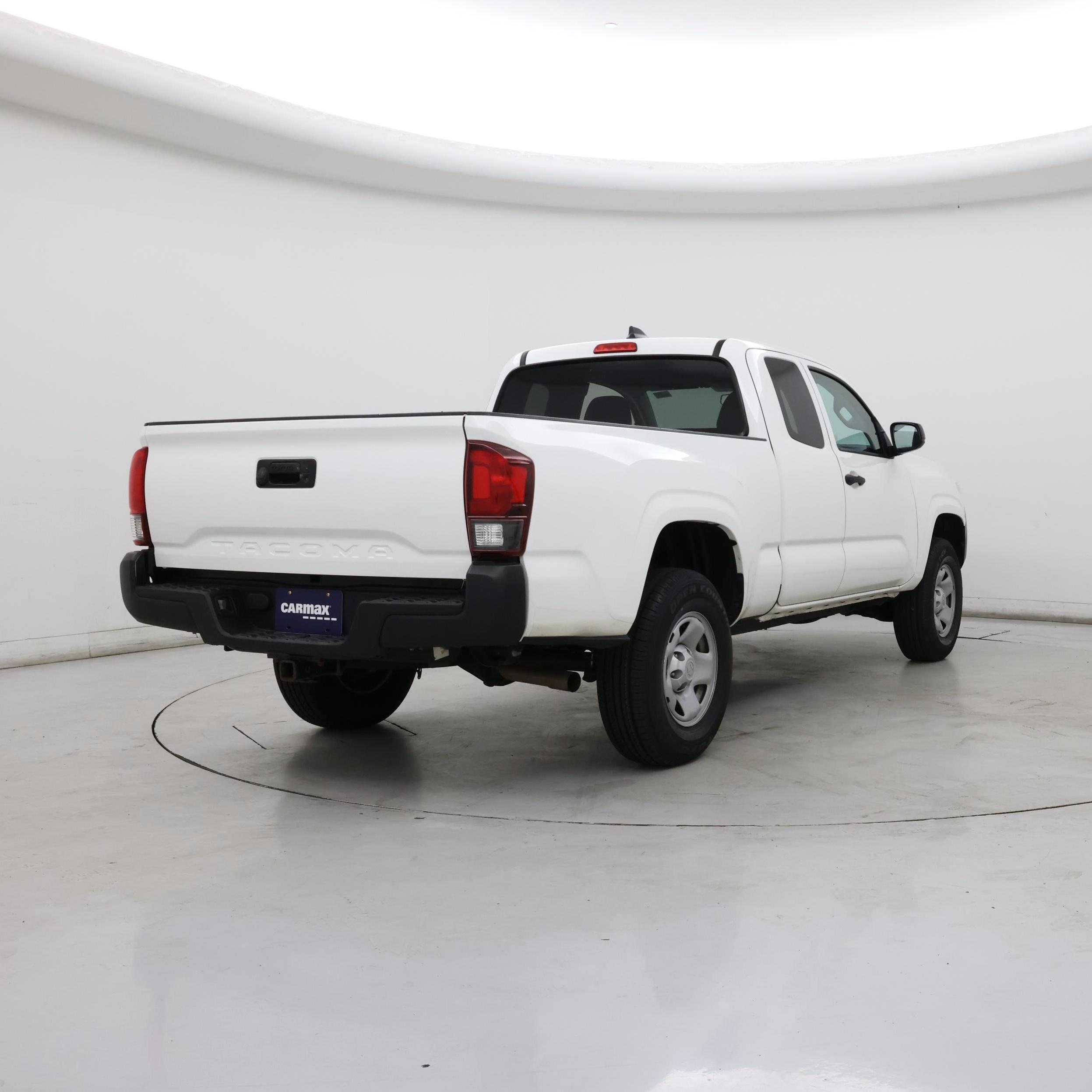 Thumbnail: 2023 Toyota Tacoma - 8