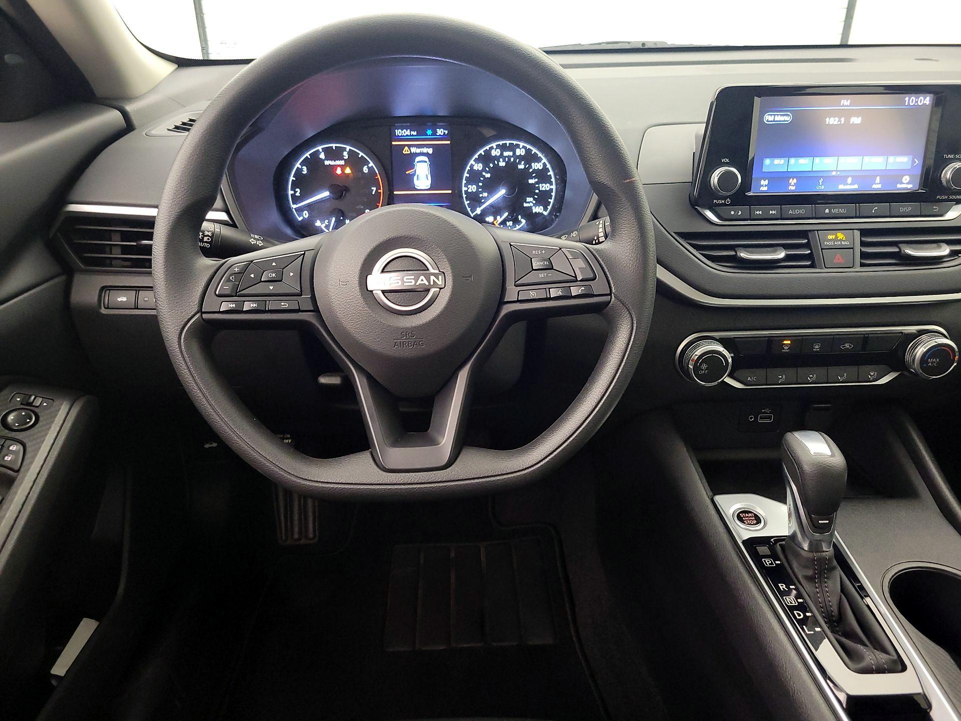 Thumbnail: 2023 Nissan Altima - 10