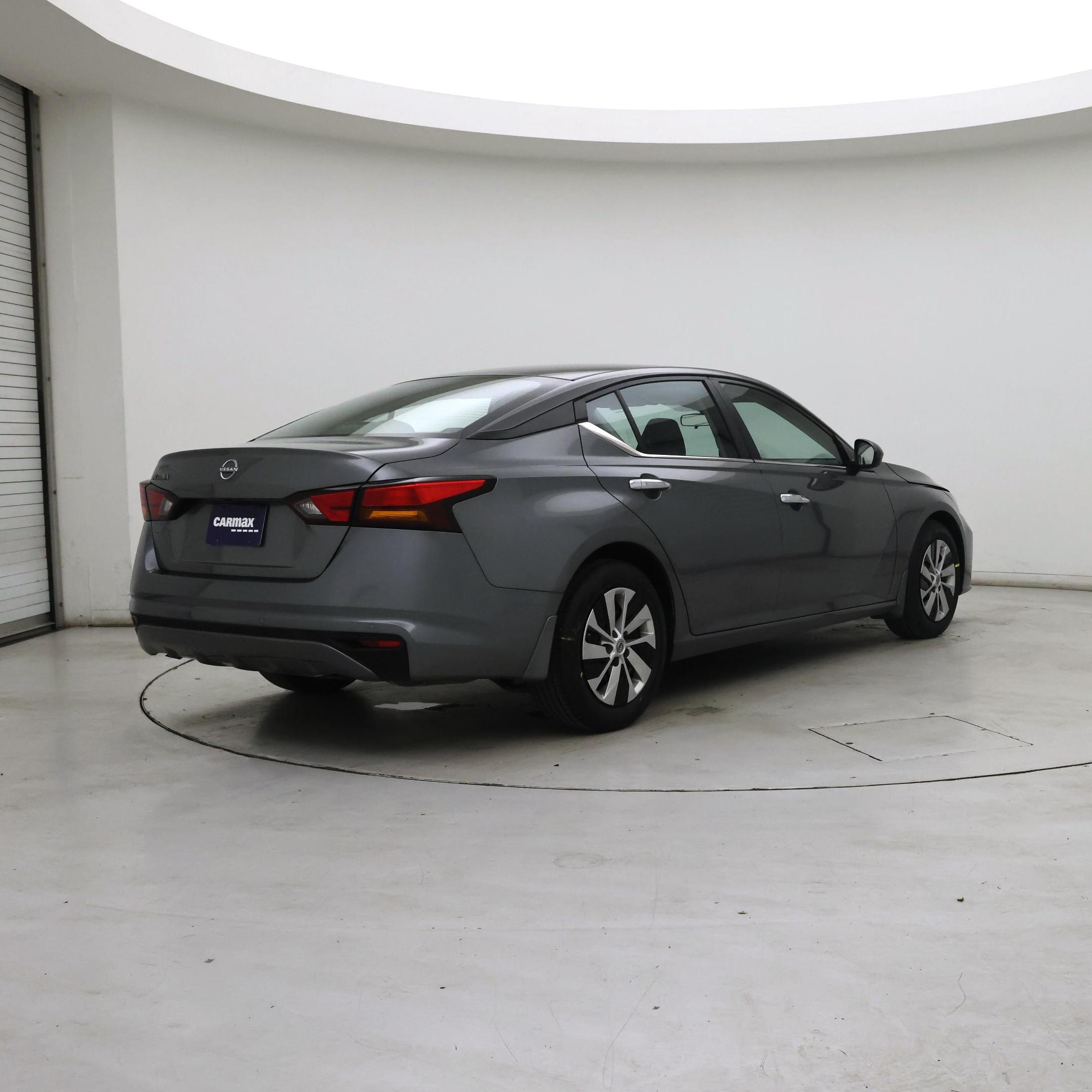 Thumbnail: 2023 Nissan Altima - 8