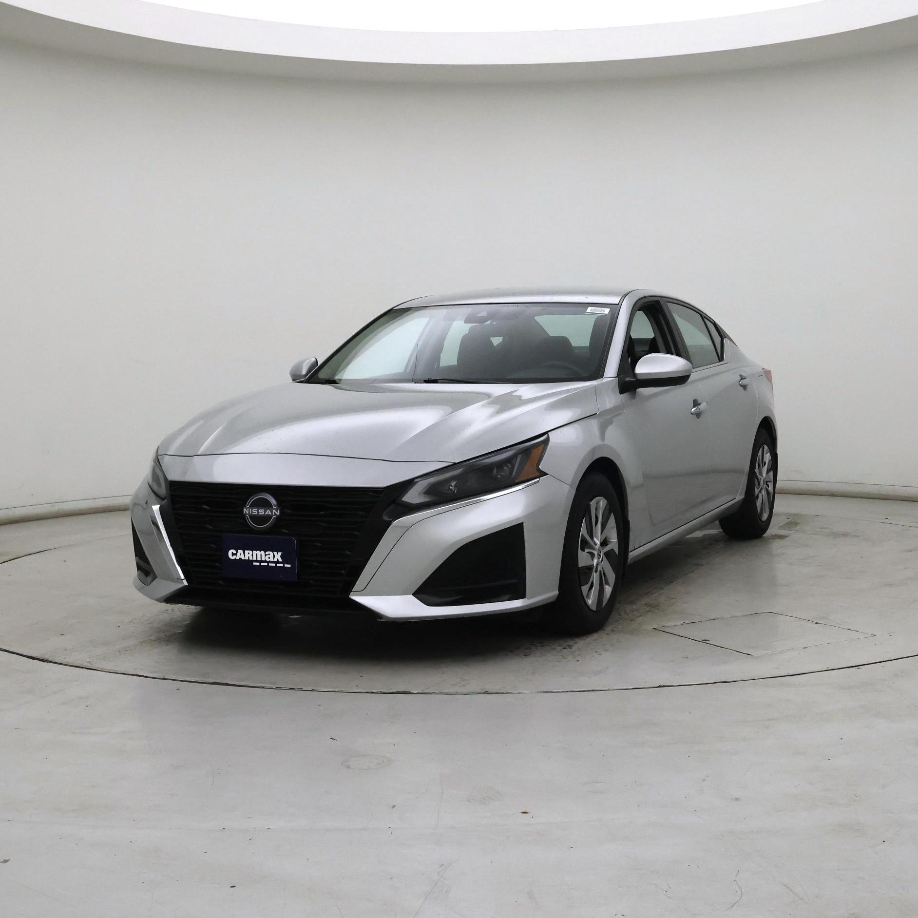 Thumbnail: 2023 Nissan Altima - 4