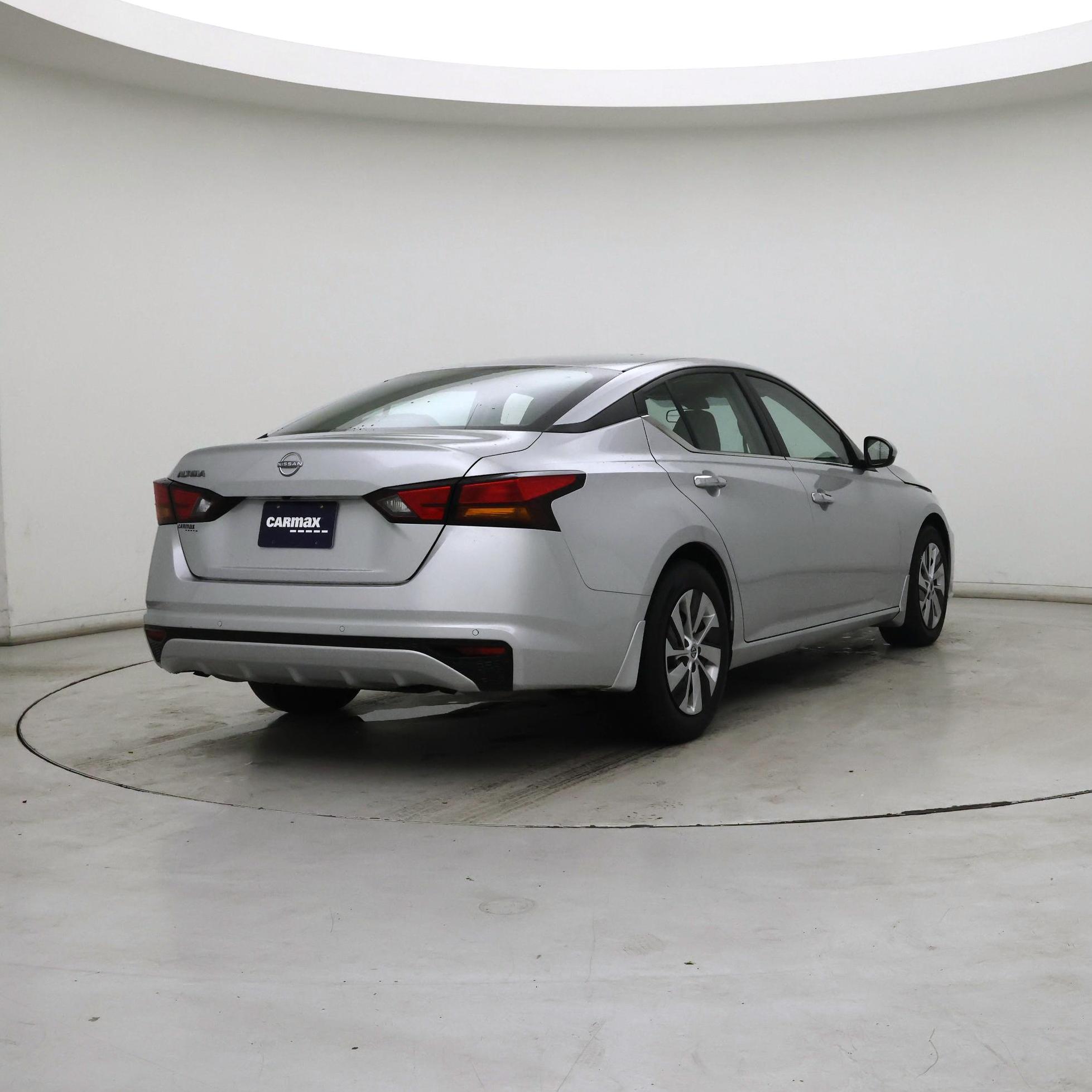 Thumbnail: 2023 Nissan Altima - 8