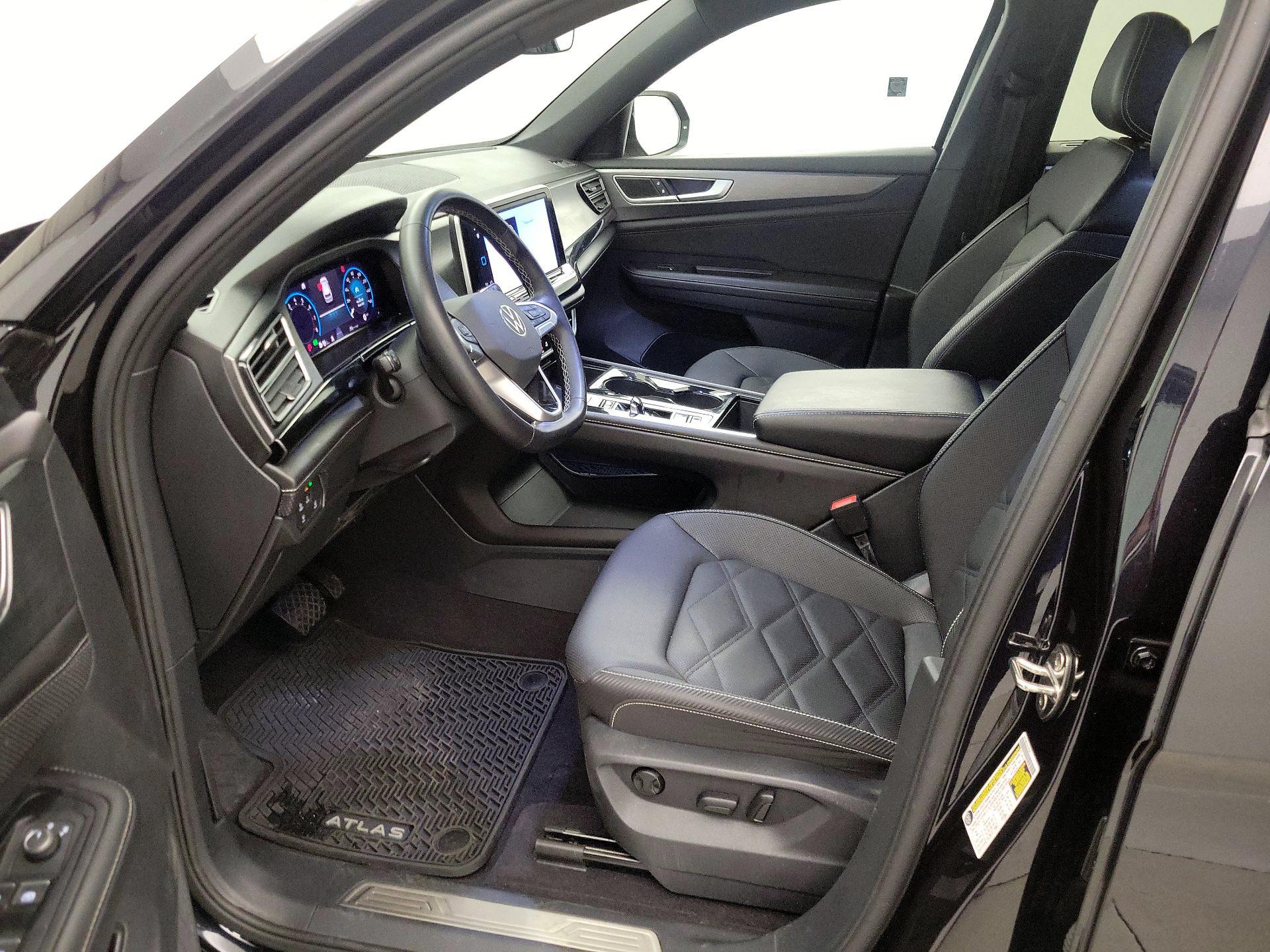 Thumbnail: 2024 Volkswagen Atlas - 11