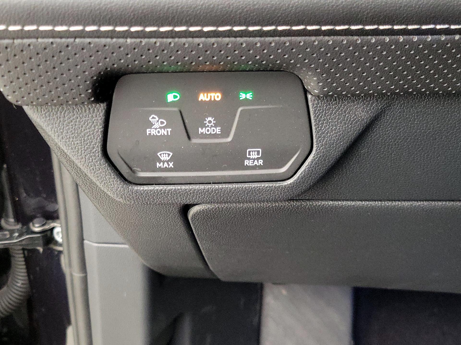 Thumbnail: 2024 Volkswagen Atlas - 13