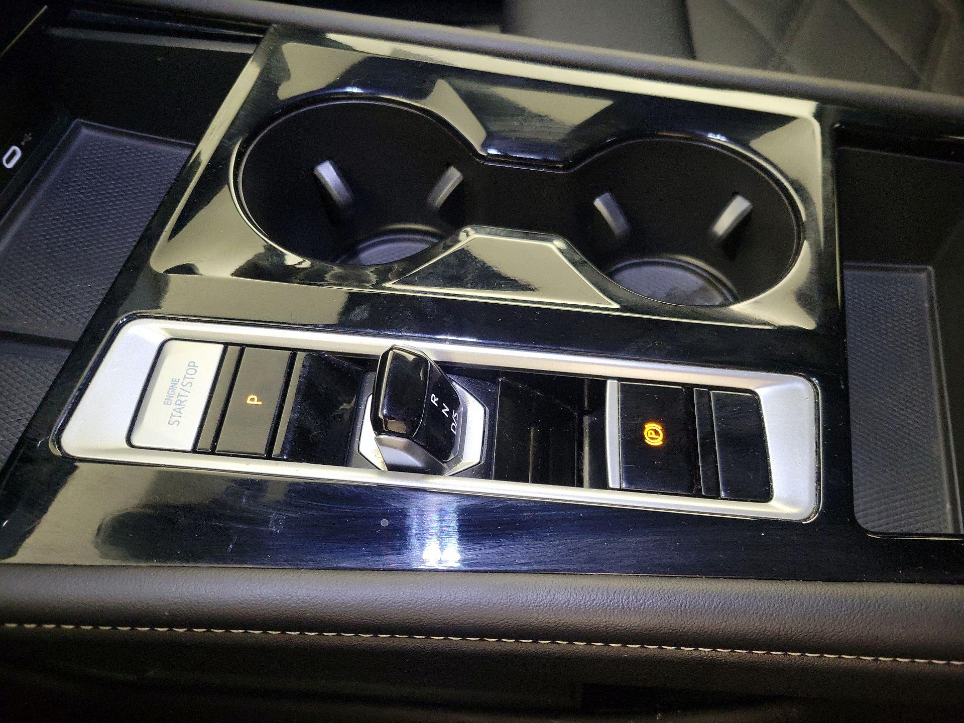 Thumbnail: 2024 Volkswagen Atlas - 17