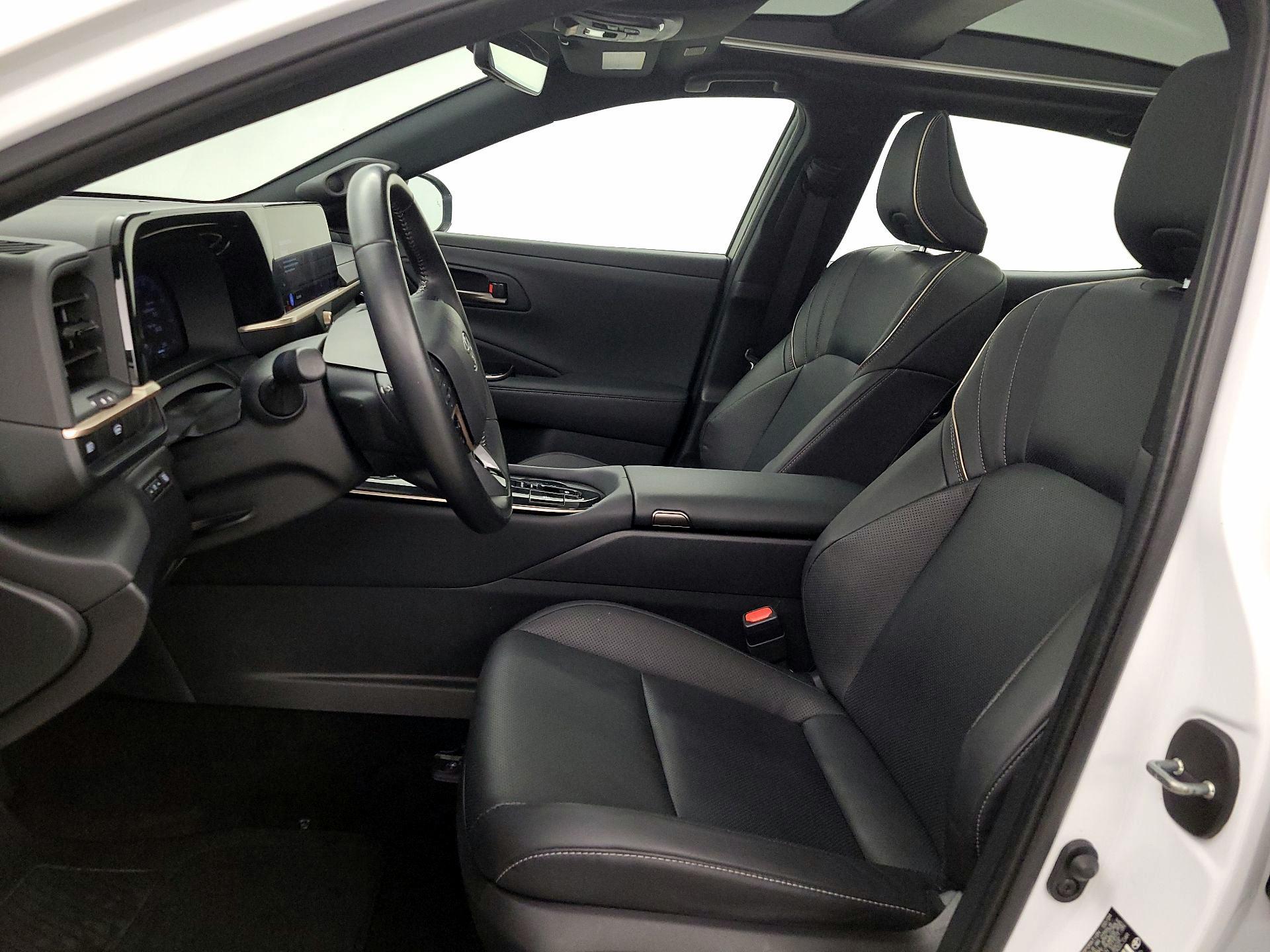 Thumbnail: 2024 Toyota Crown - 11