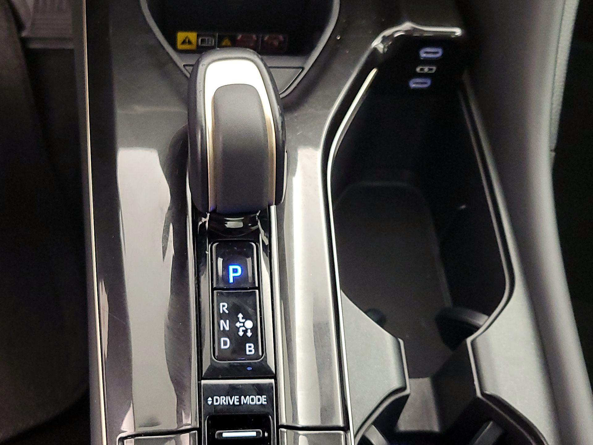 Thumbnail: 2024 Toyota Crown - 18