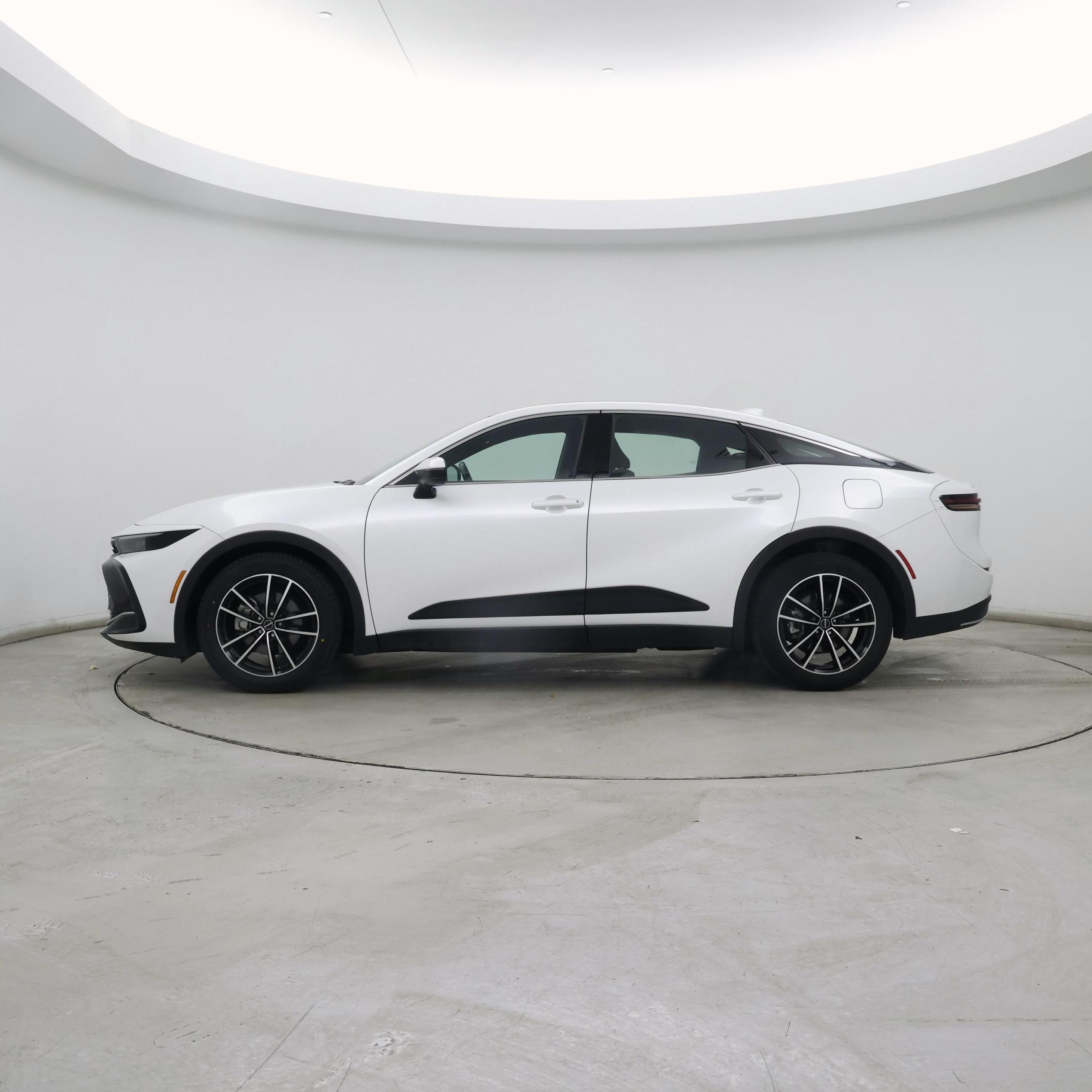 Thumbnail: 2024 Toyota Crown - 3