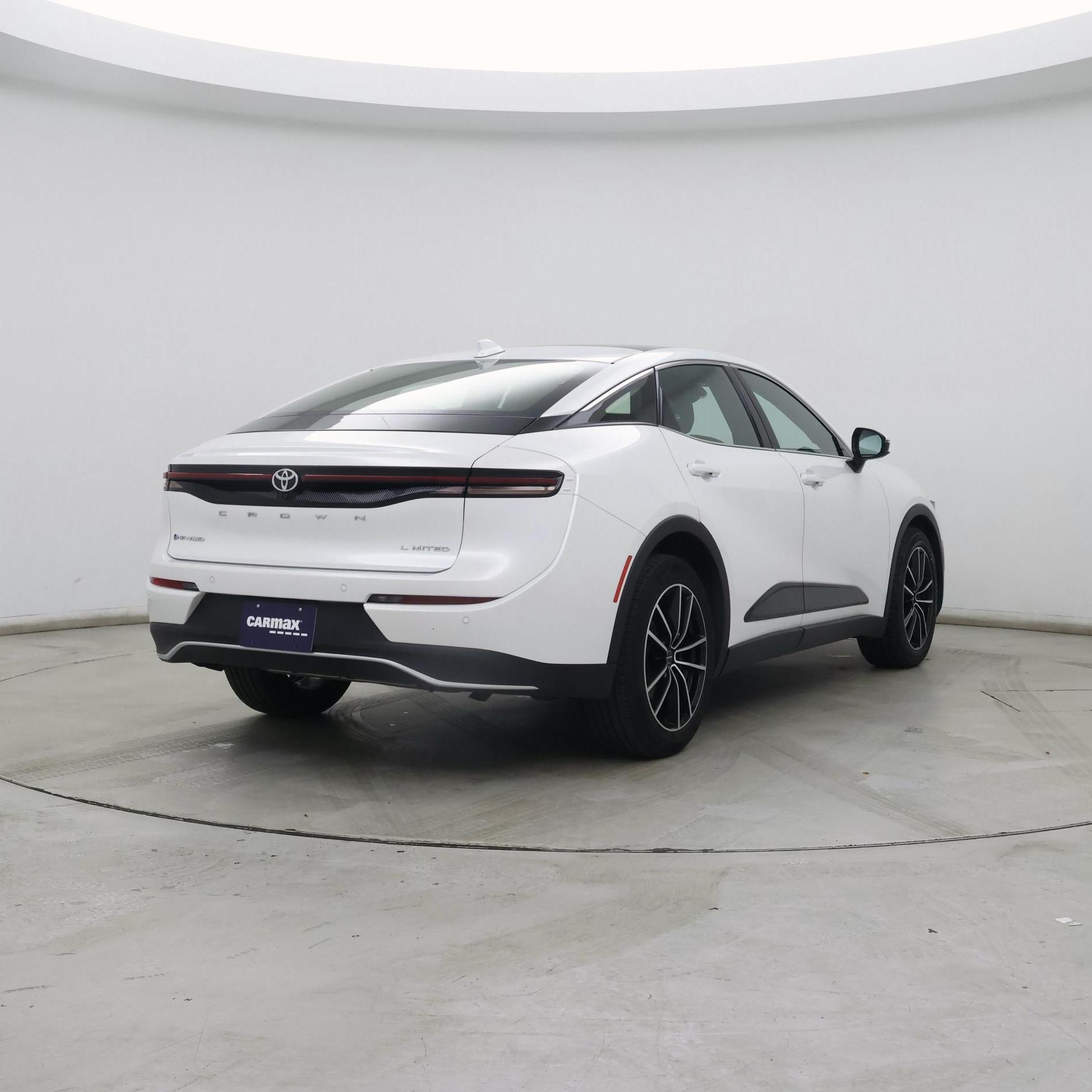 Thumbnail: 2024 Toyota Crown - 8