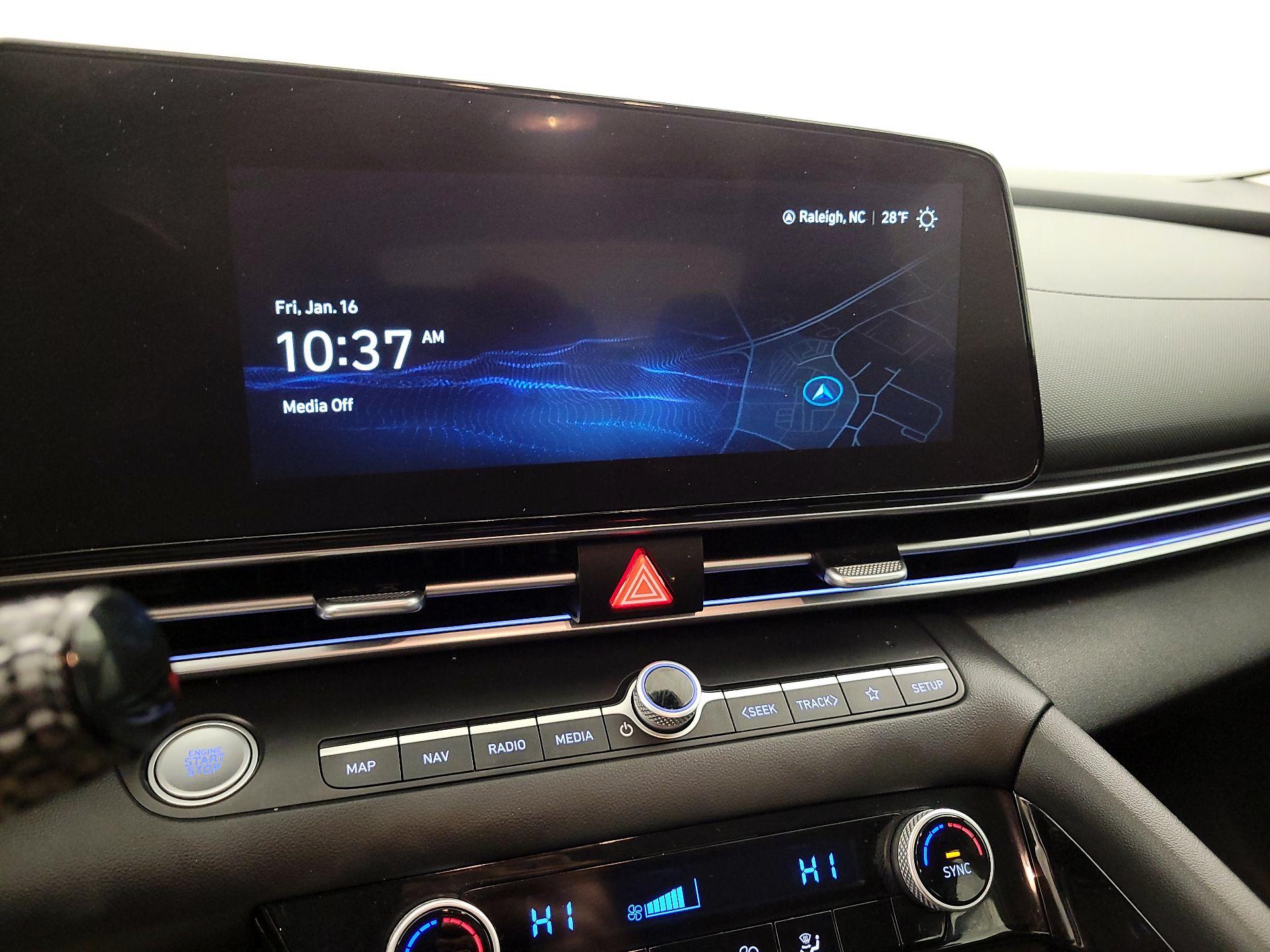 Thumbnail: 2023 Hyundai Elantra - 15