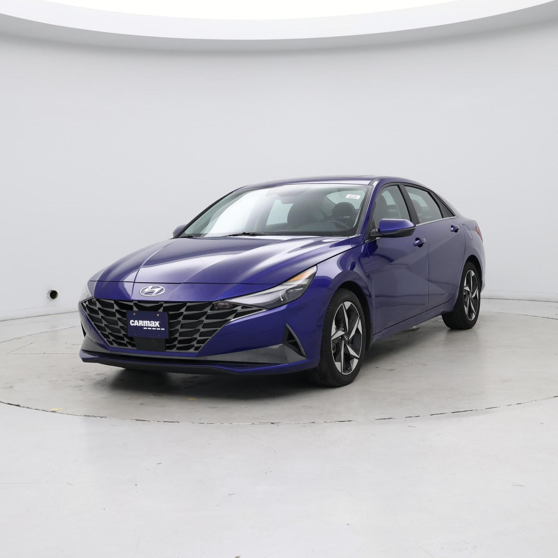 Thumbnail: 2023 Hyundai Elantra - 4