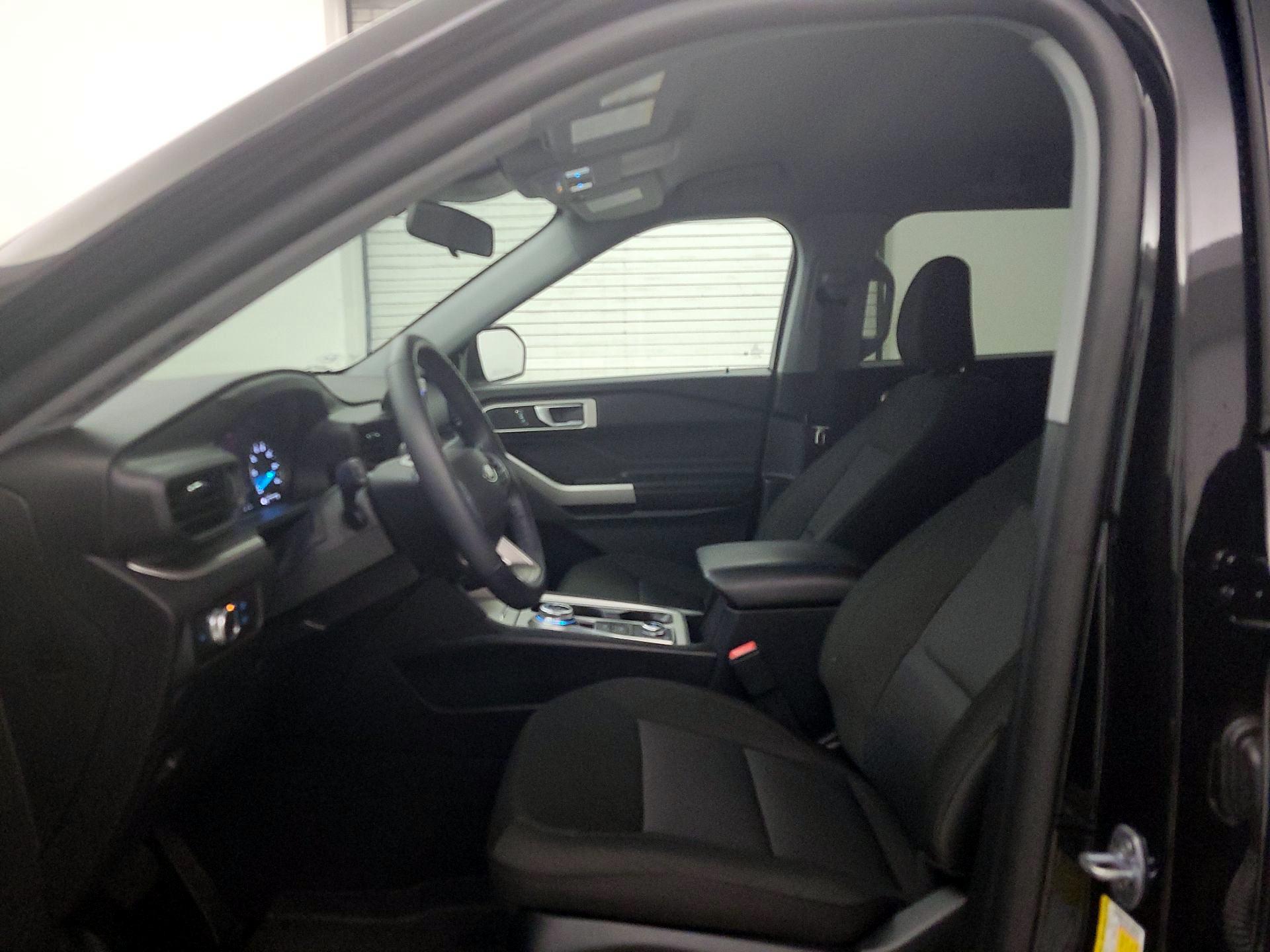 Thumbnail: 2022 Ford Explorer - 11