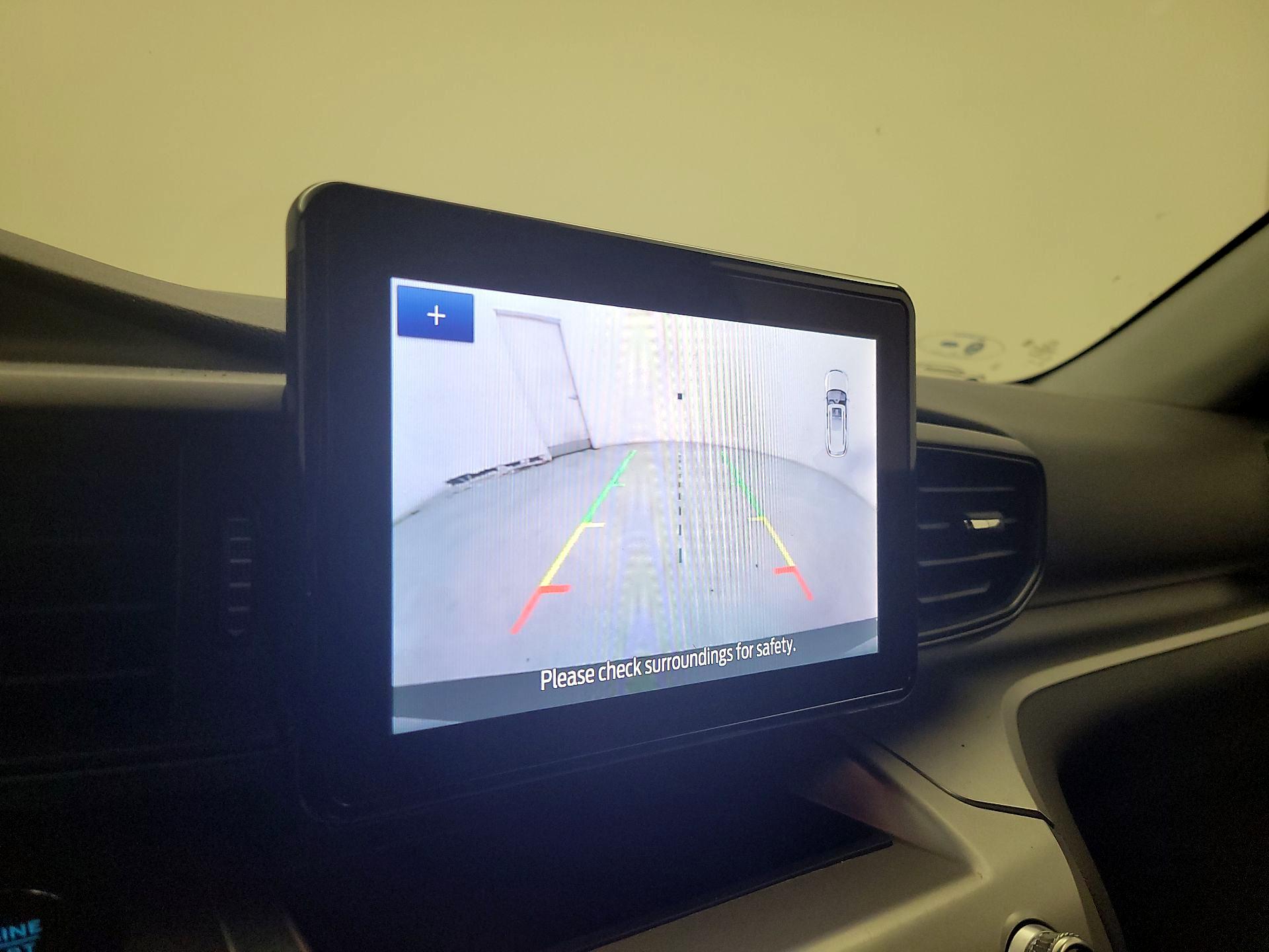 Thumbnail: 2022 Ford Explorer - 14