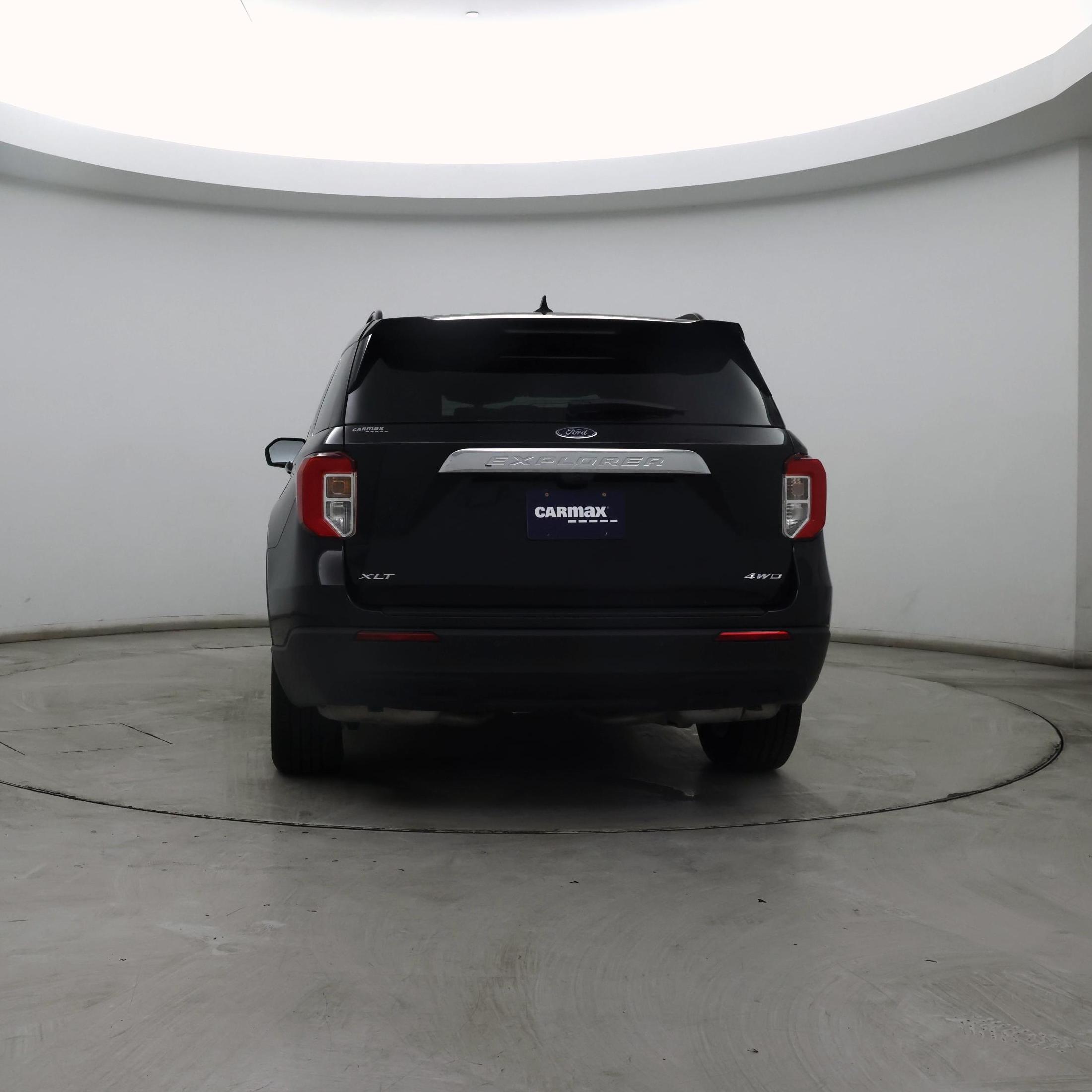 Thumbnail: 2022 Ford Explorer - 6