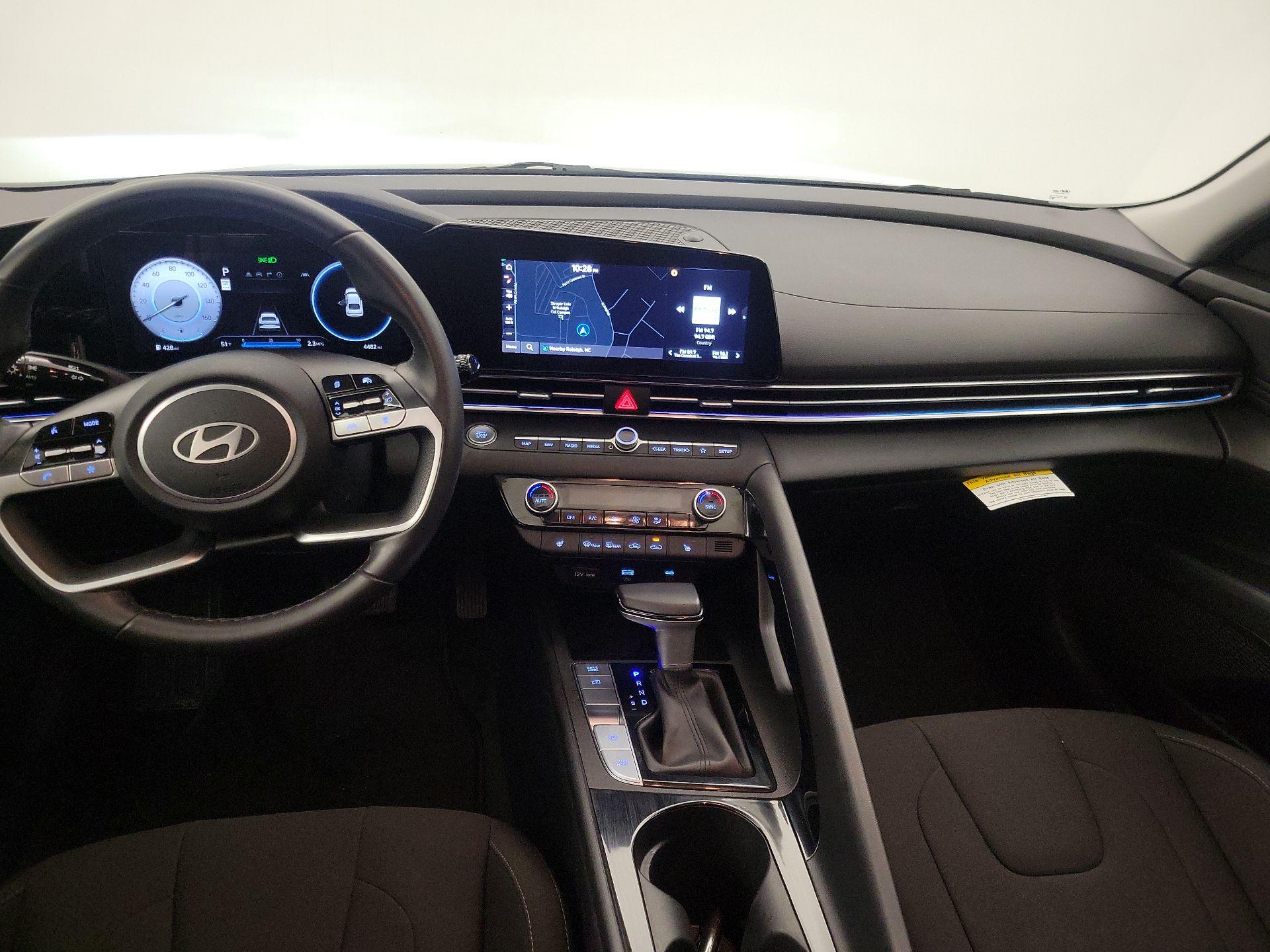 Thumbnail: 2024 Hyundai Elantra - 9