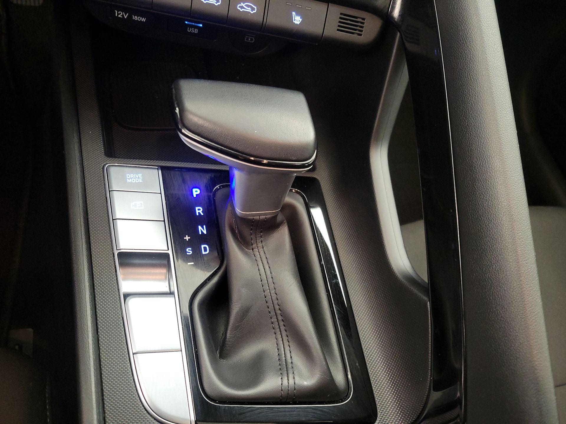 Thumbnail: 2024 Hyundai Elantra - 18