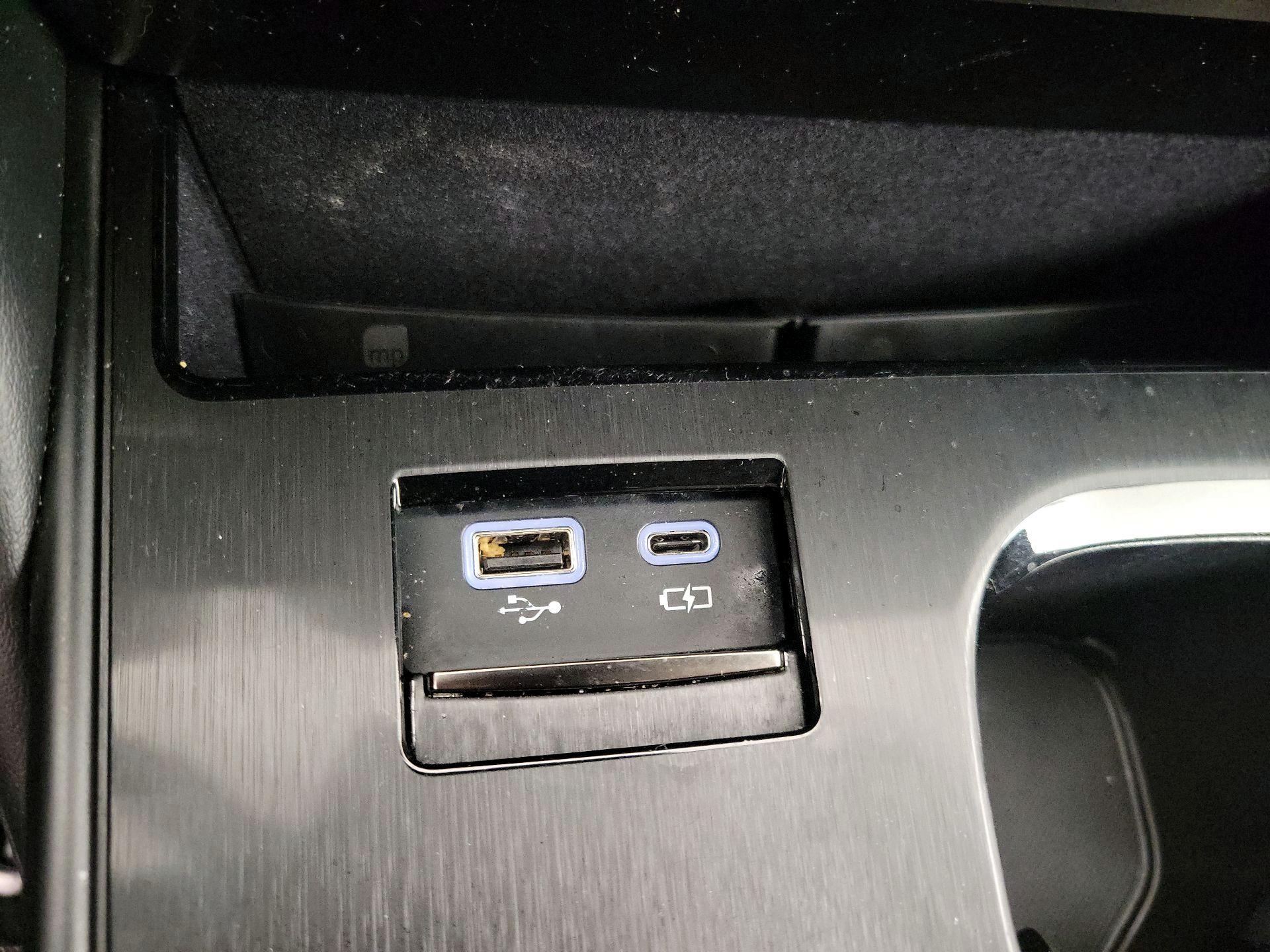 Thumbnail: 2023 Lexus ES - 18