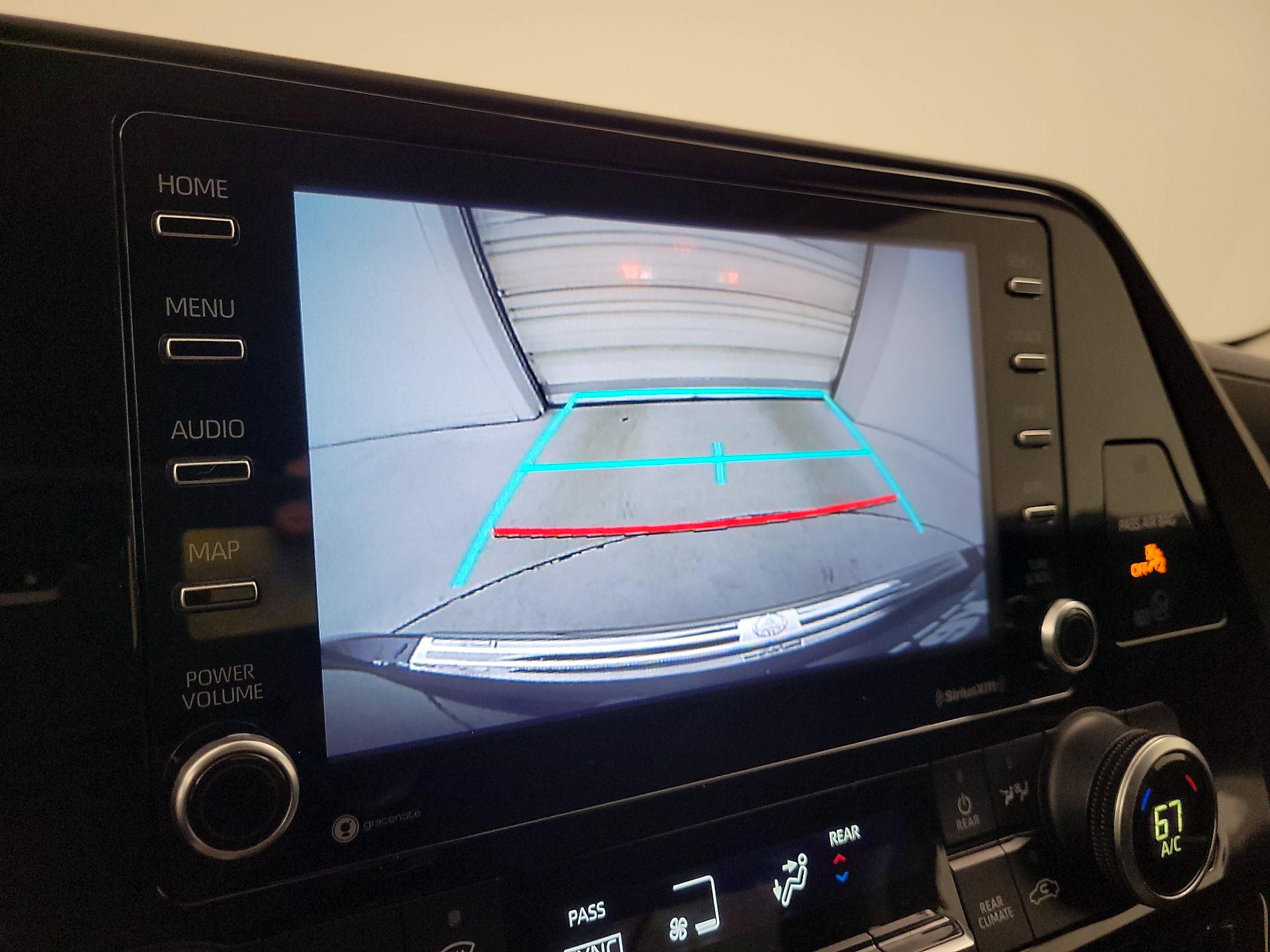 Thumbnail: 2020 Toyota Highlander - 14